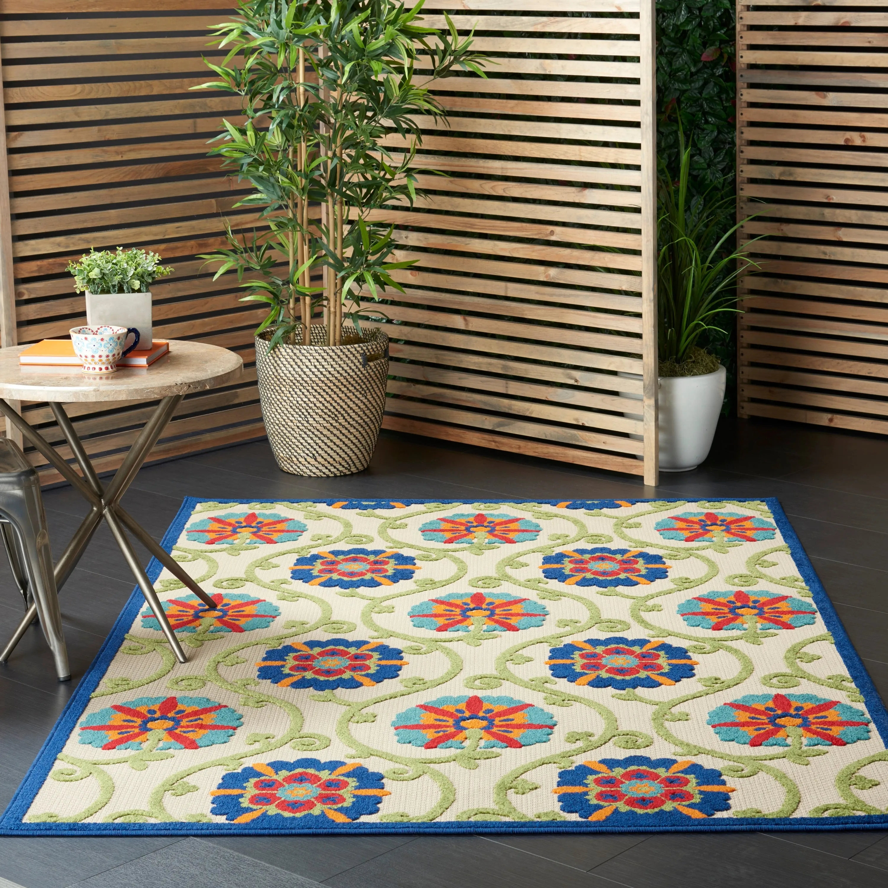 Lanikai Floral Indoor/ Outdoor Area Rug by Havenside Home