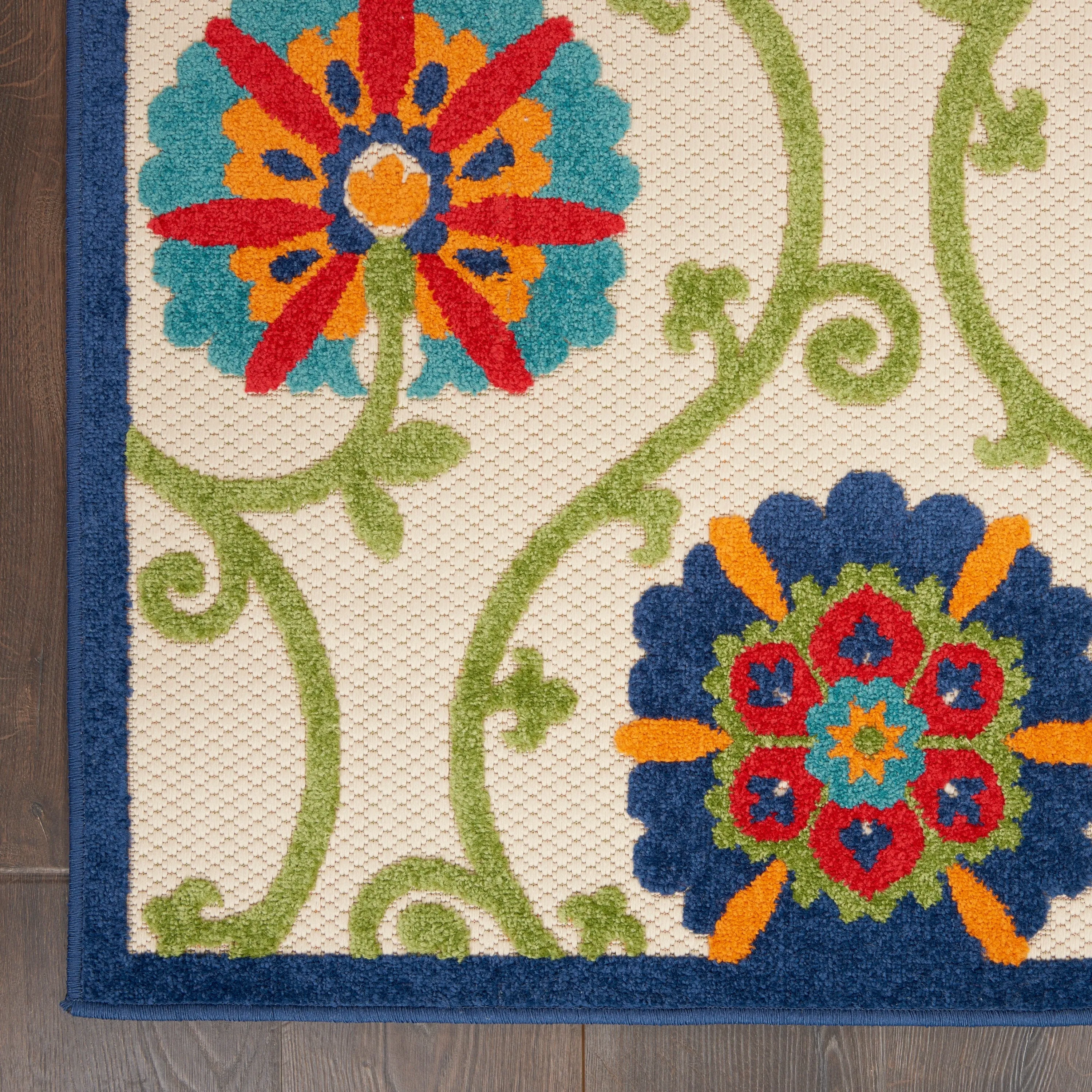 Lanikai Floral Indoor/ Outdoor Area Rug by Havenside Home