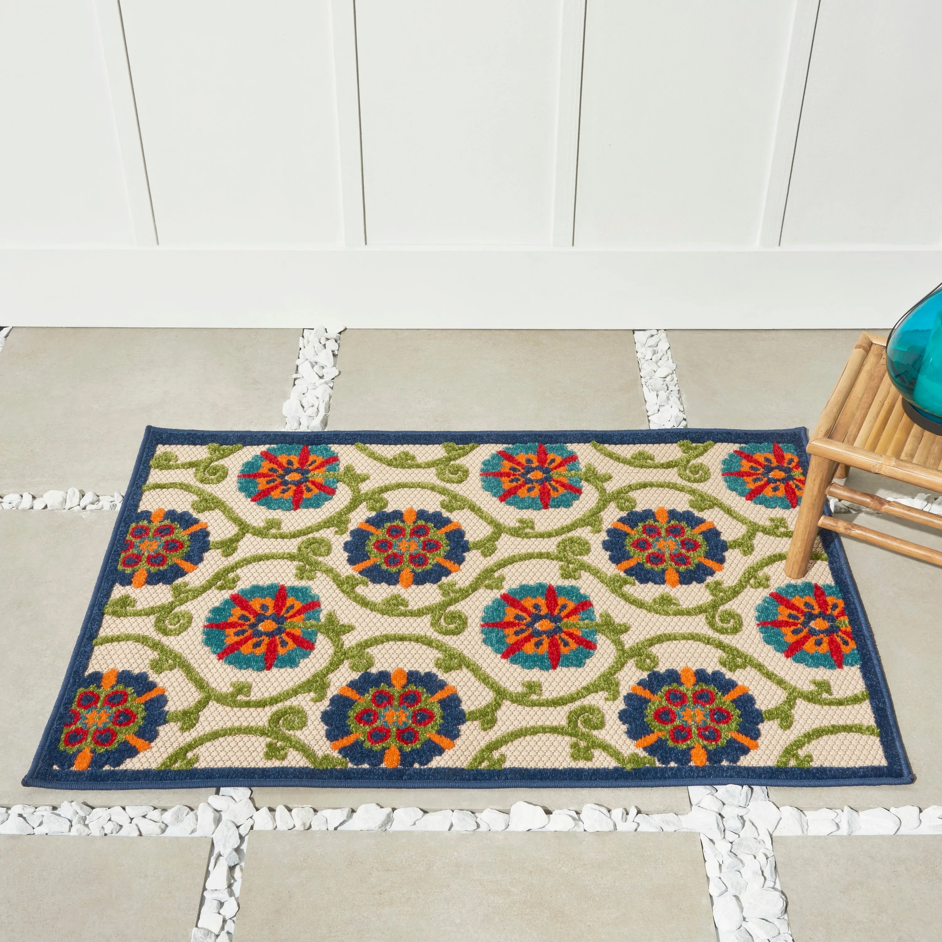 Lanikai Floral Indoor/ Outdoor Area Rug by Havenside Home