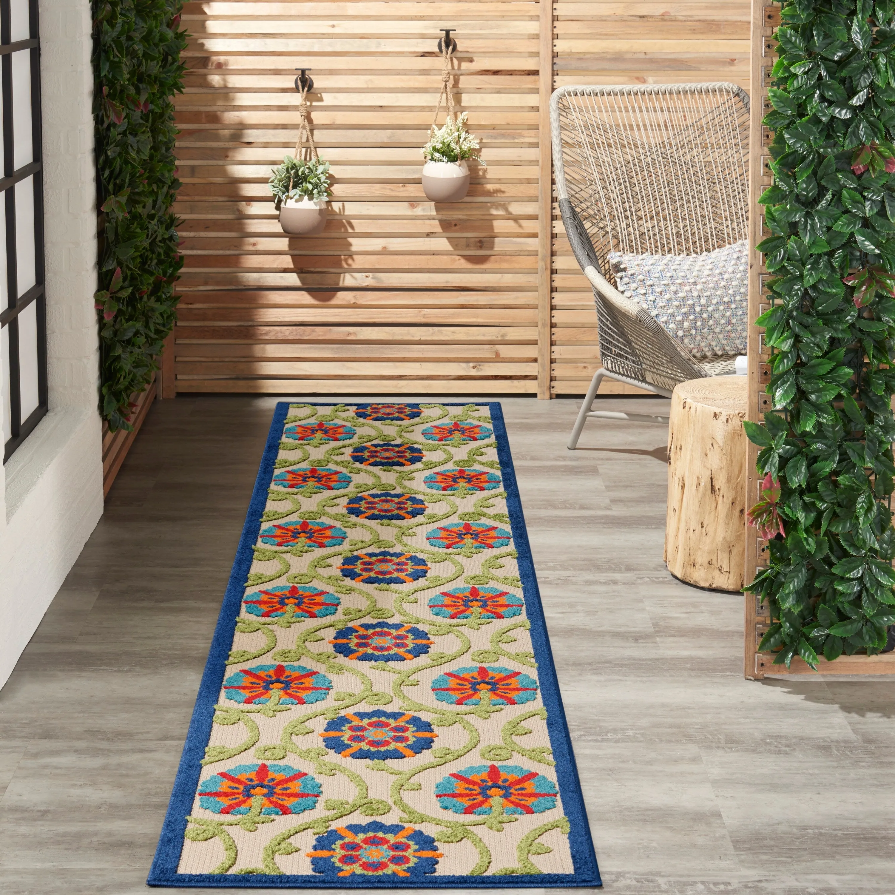 Lanikai Floral Indoor/ Outdoor Area Rug by Havenside Home