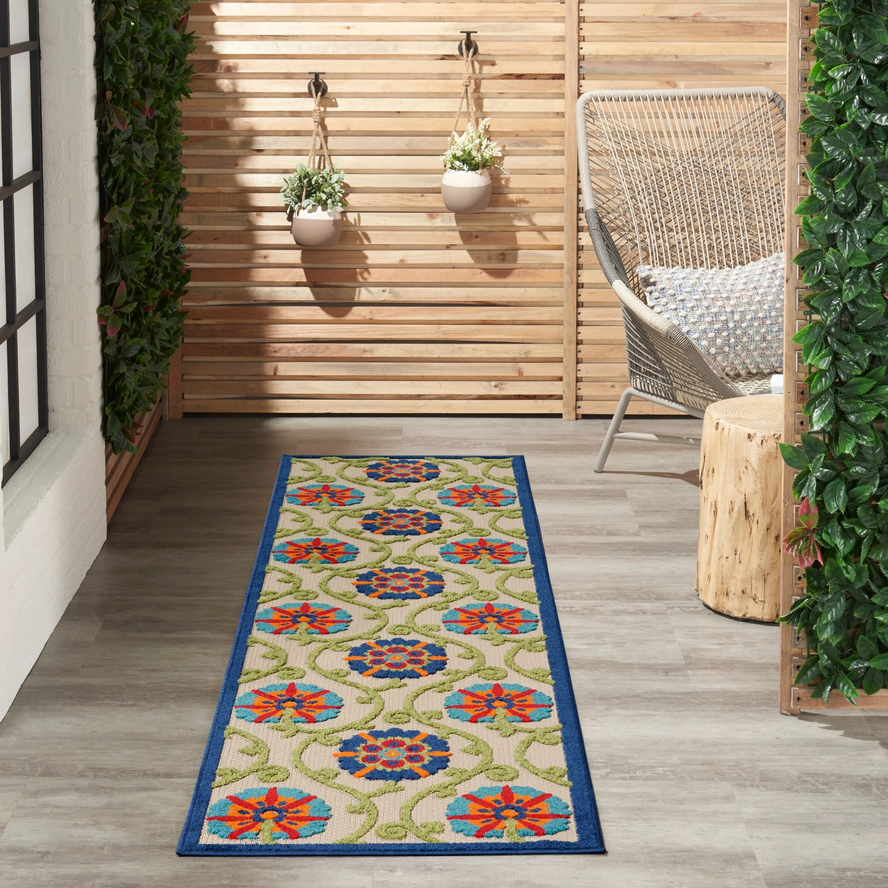 Lanikai Floral Indoor/ Outdoor Area Rug by Havenside Home