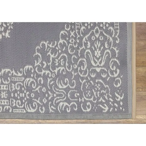 Lightweight Indoor Outdoor Reversible Area Rug - 5.9 x 8.9 Feet - Medallion Oriental- Grey - N/A