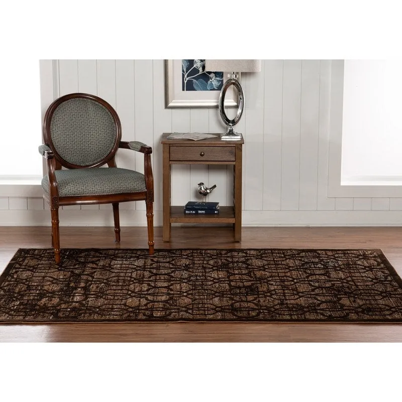Linon Iron Gate Quatrefoil Area Rug