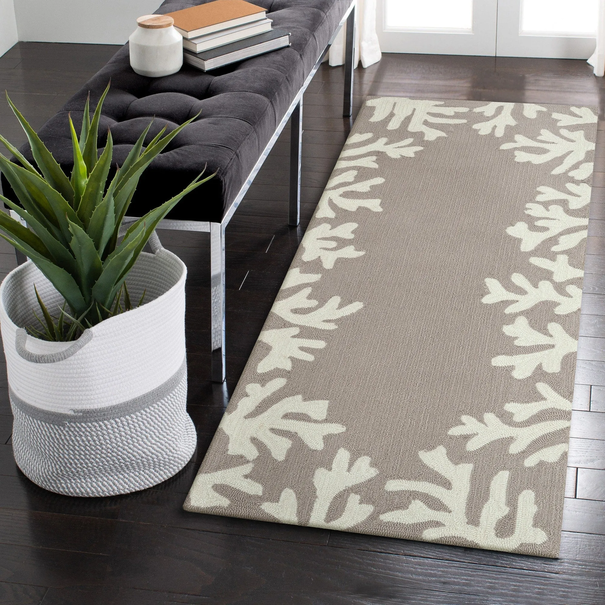 Liora Manne Capri Coral Border Indoor/Outdoor Rug