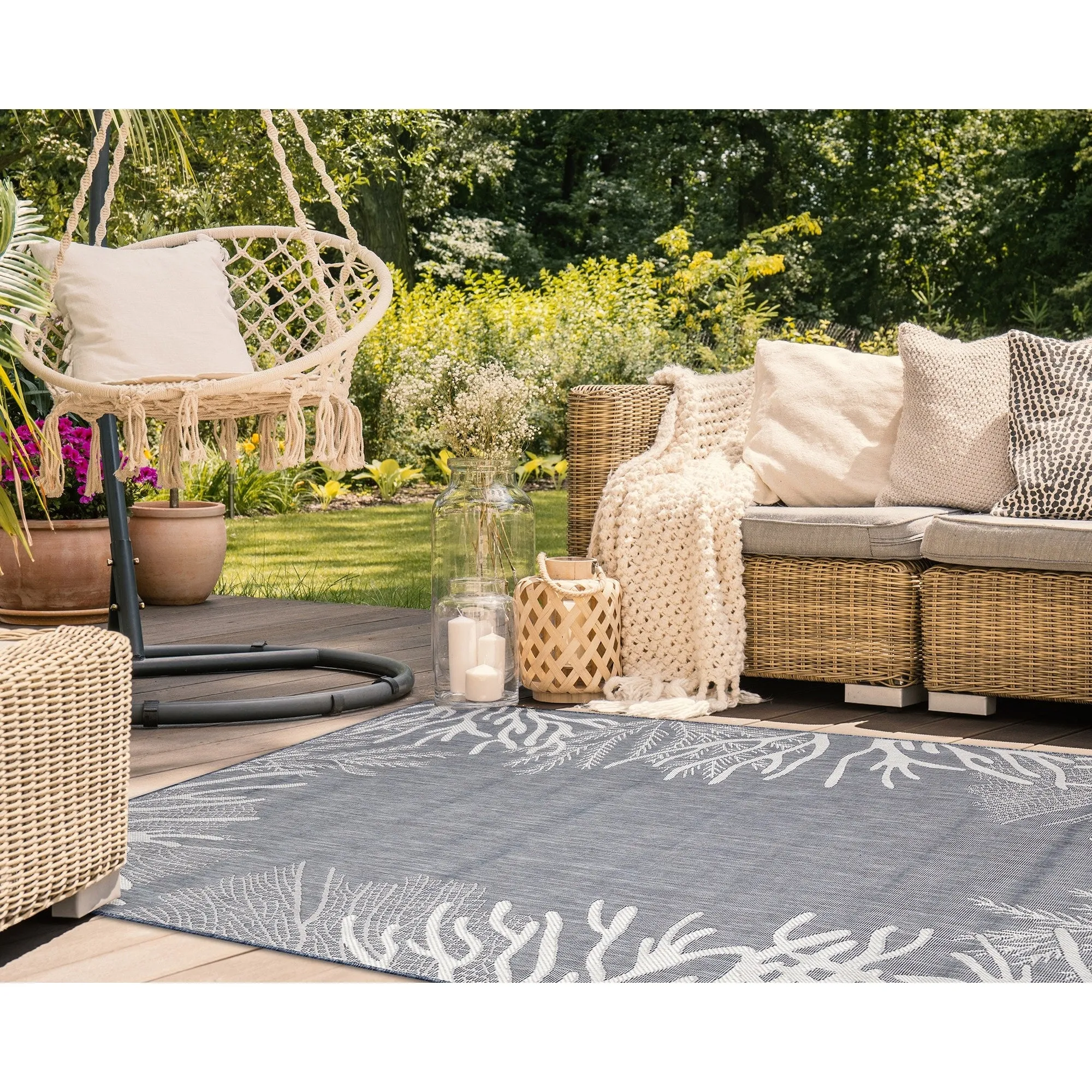 Liora Manne Carmel Reef Border Indoor/Outdoor Area Rug