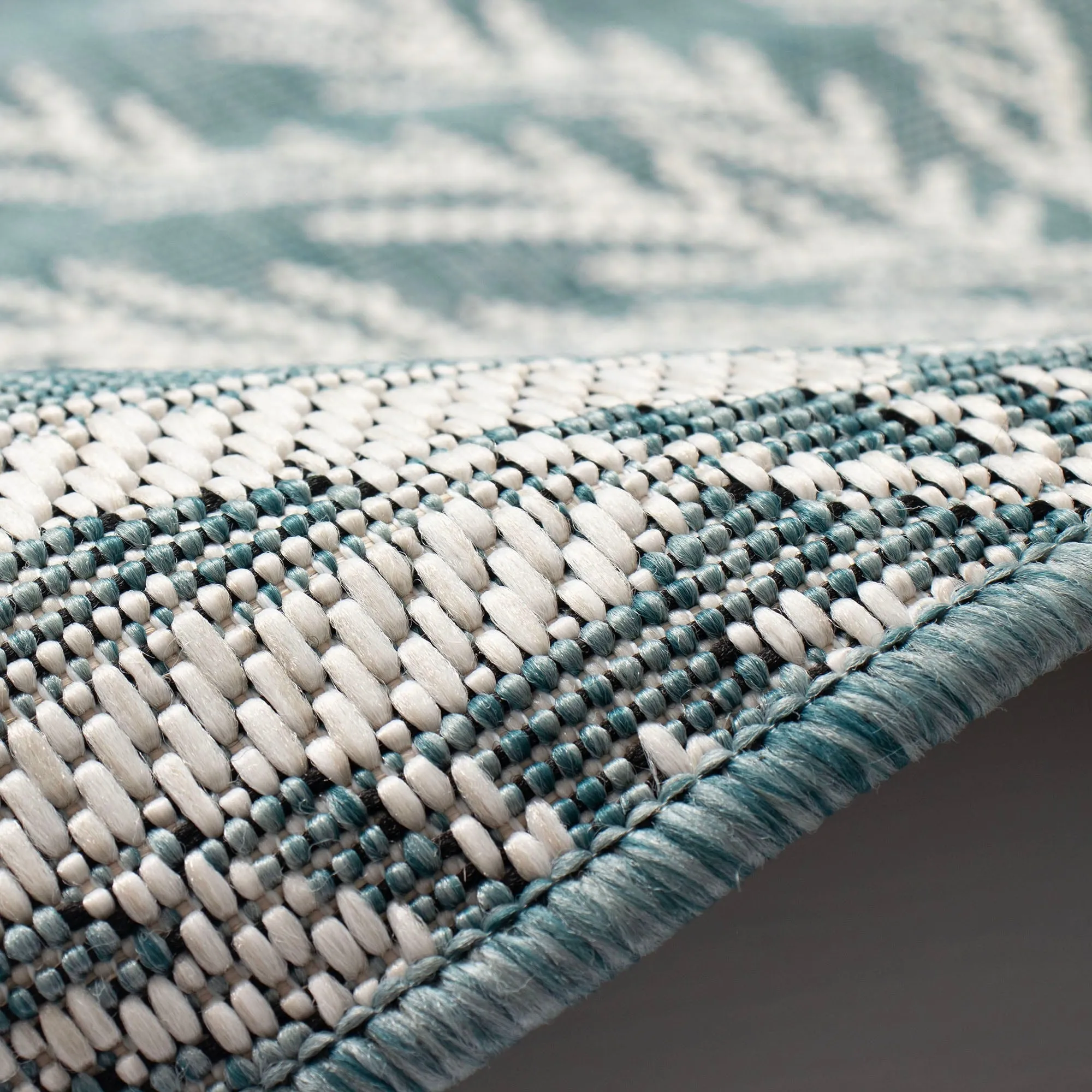 Liora Manne Carmel Reef Border Indoor/Outdoor Area Rug