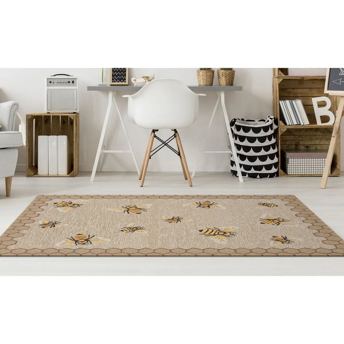 Liora Manne Frontporch Honeycomb Bee Indoor/Outdoor Rug