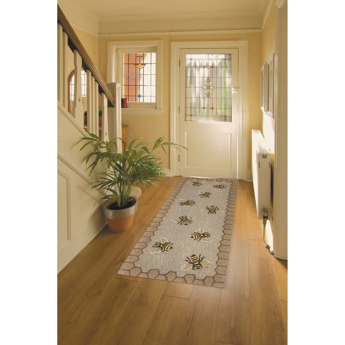 Liora Manne Frontporch Honeycomb Bee Indoor/Outdoor Rug