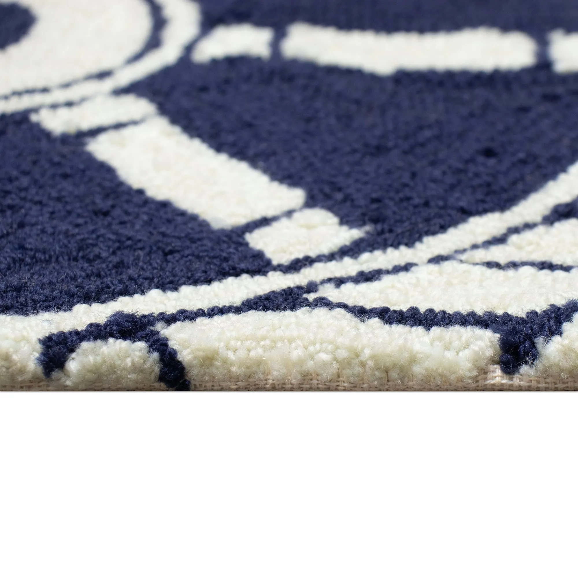 Liora Manne Frontporch Ship Wheel Indoor/Outdoor Rug