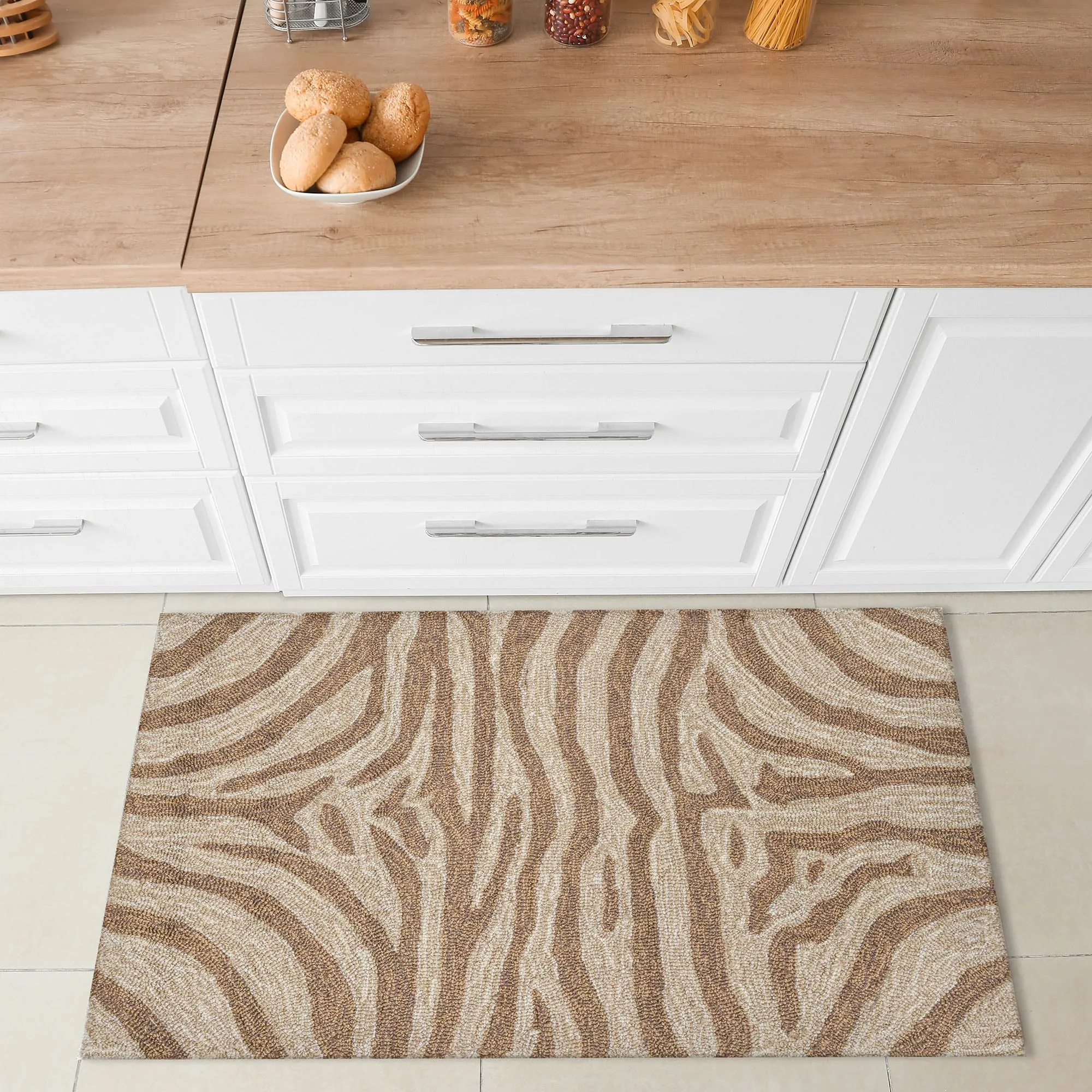 Liora Manne Ravella Zebra Indoor/Outdoor Rug