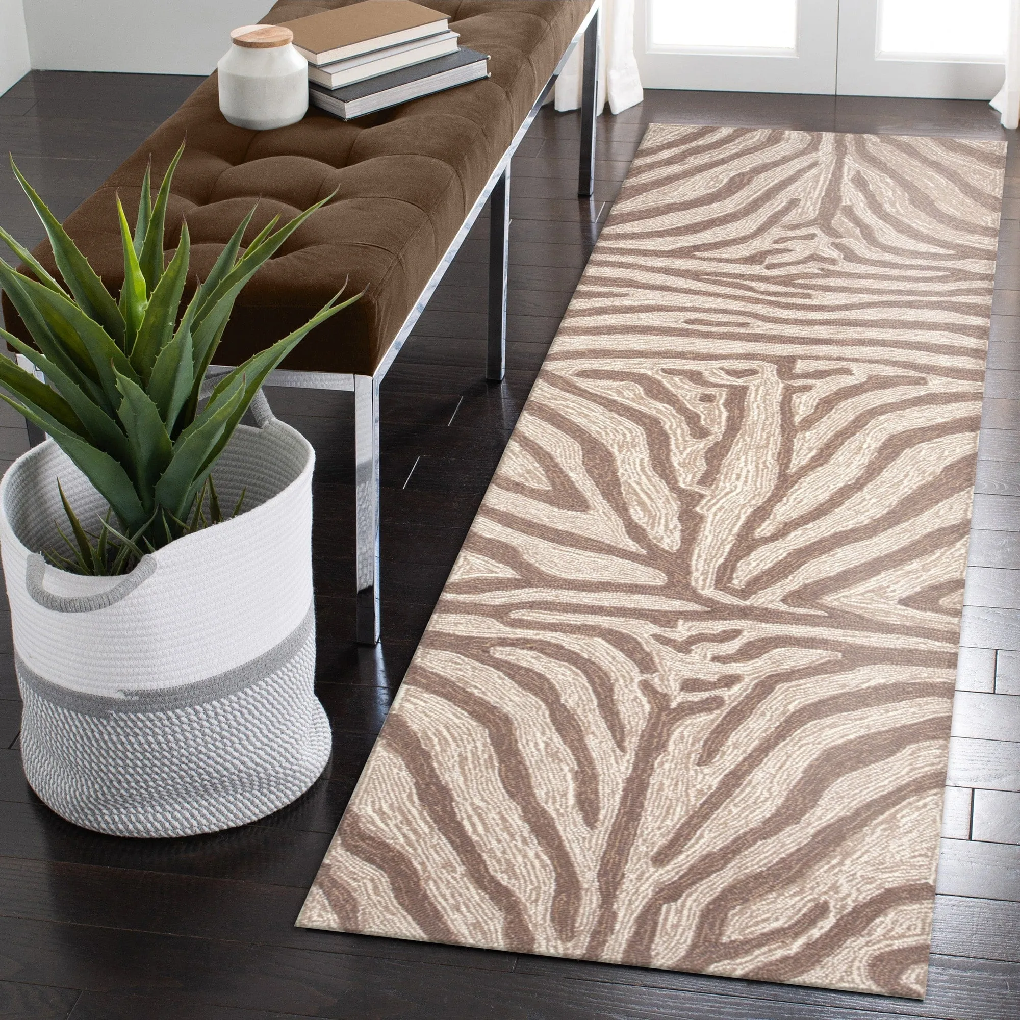 Liora Manne Ravella Zebra Indoor/Outdoor Rug