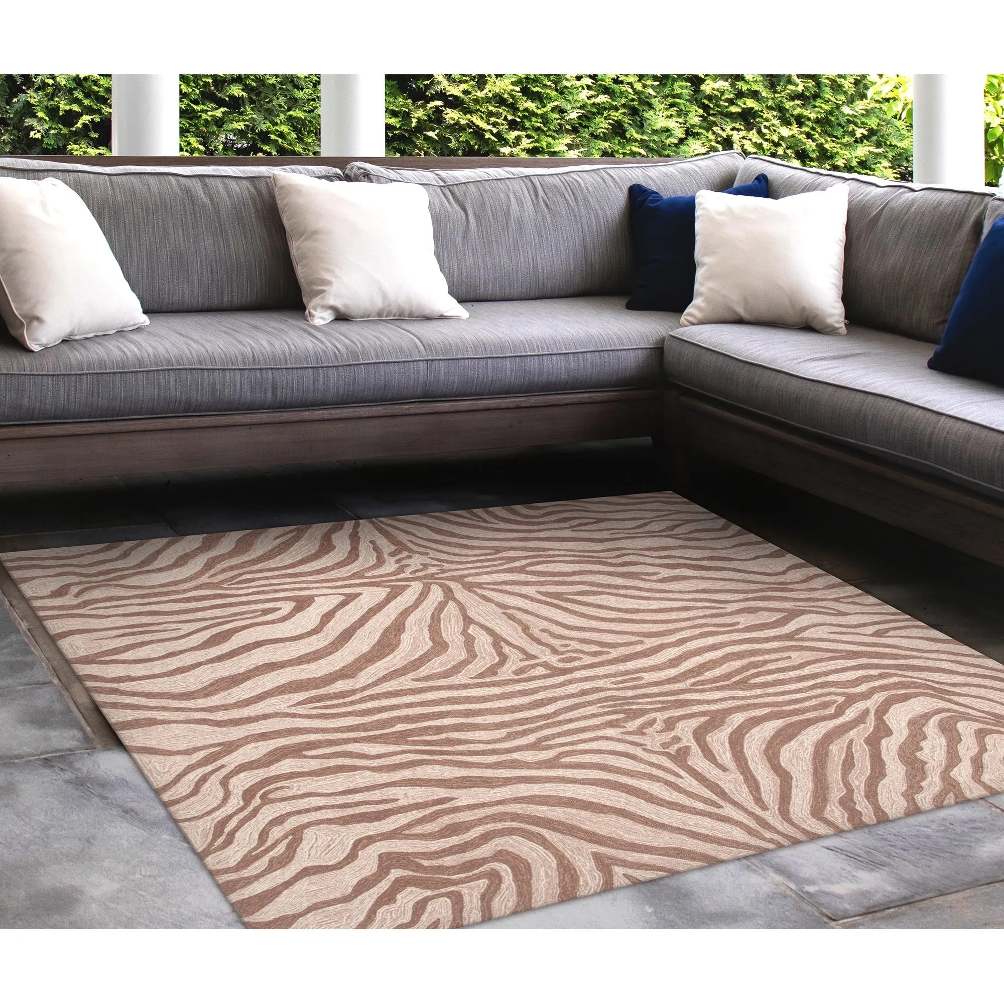 Liora Manne Ravella Zebra Indoor/Outdoor Rug