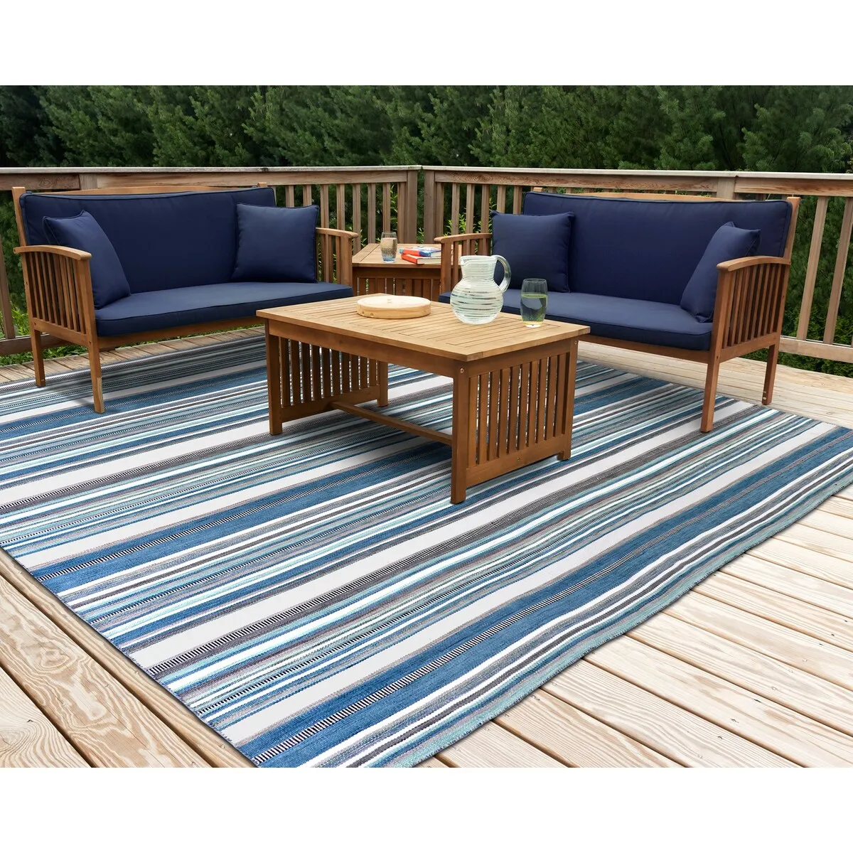 Liora Manne Sonoma Malibu Stripe Hand-woven Indoor/ Outdoor Area Rug