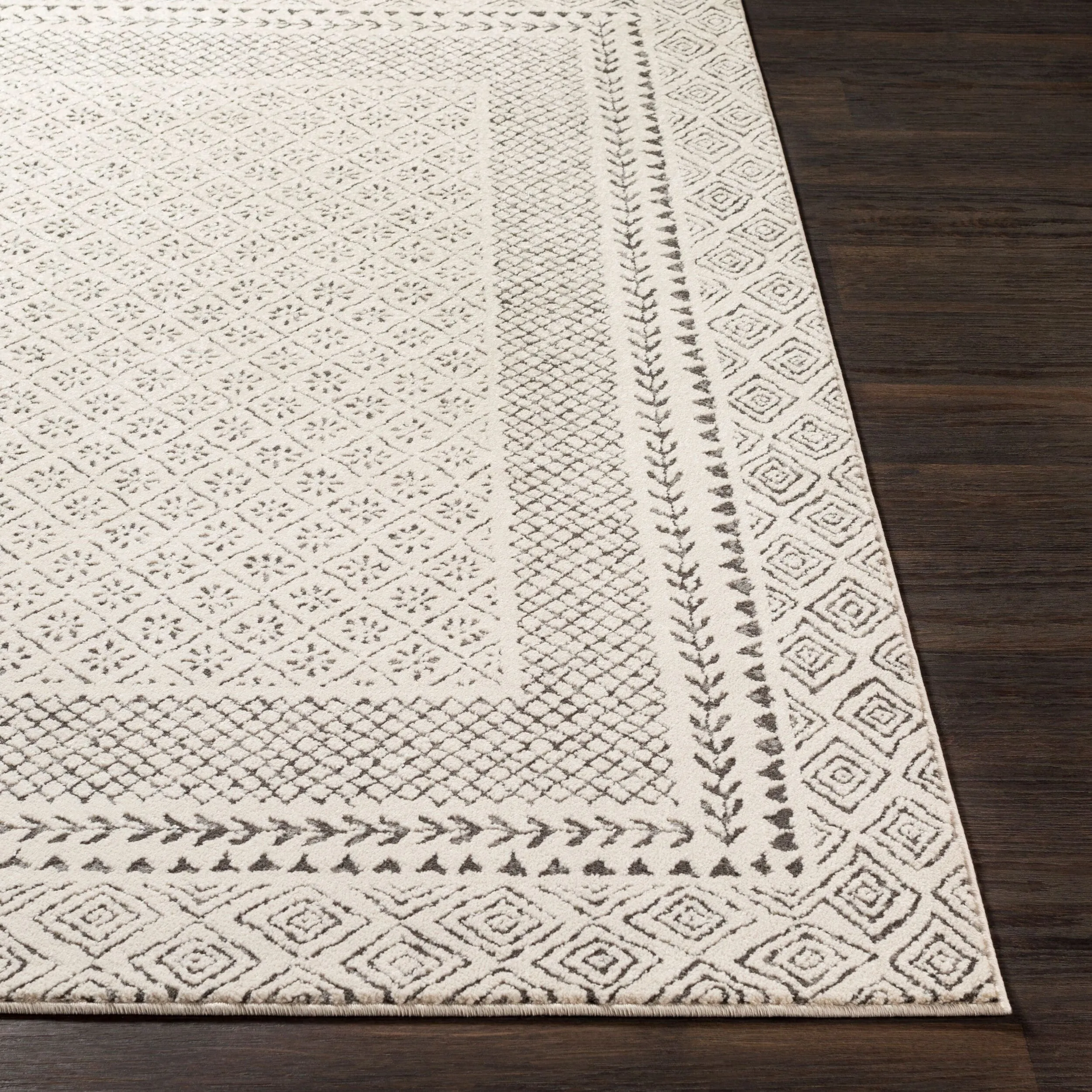 Livabliss Bahar Eclectic Border Area Rug