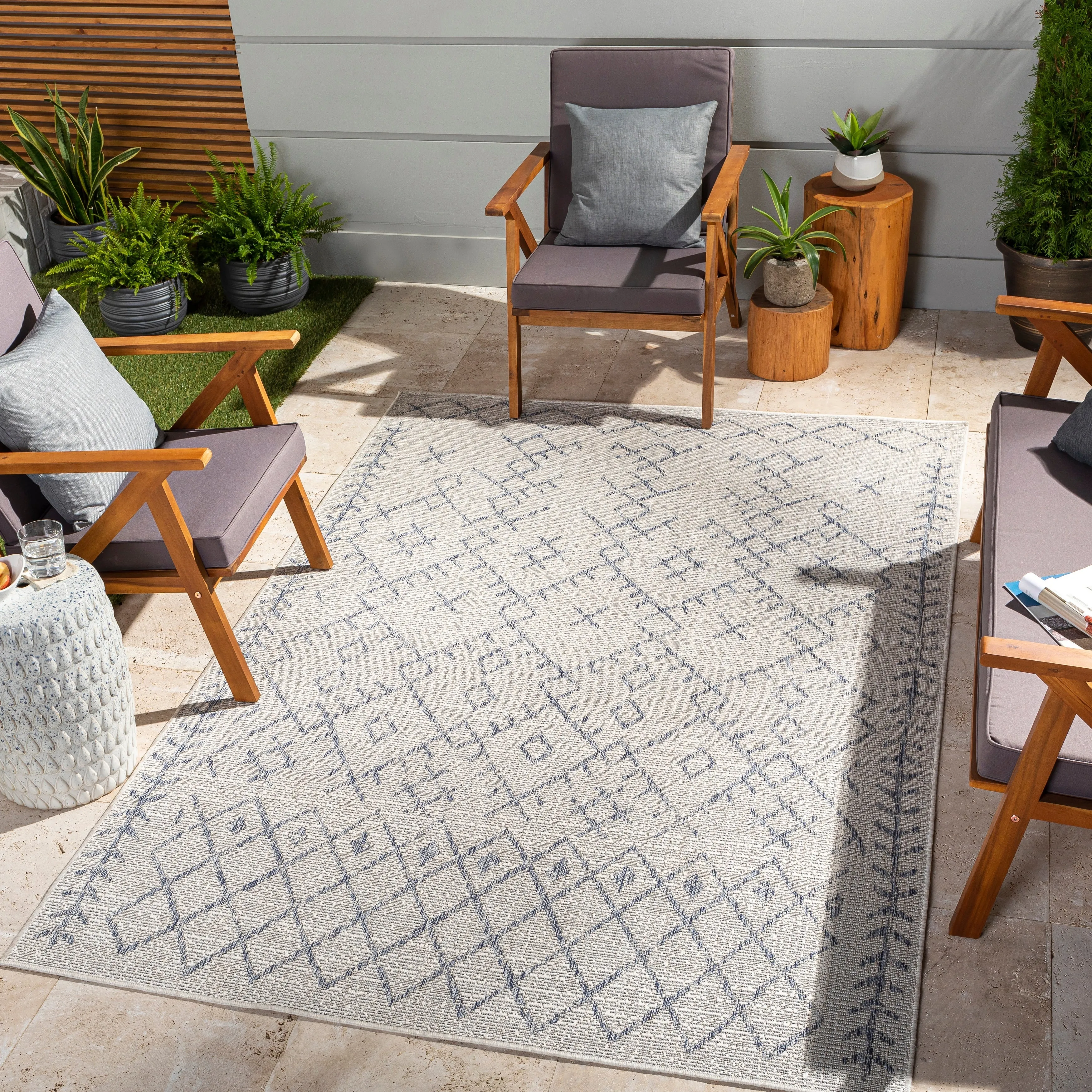 Livabliss Despina Indoor/ Outdoor Bohemian Trellis Area Rug