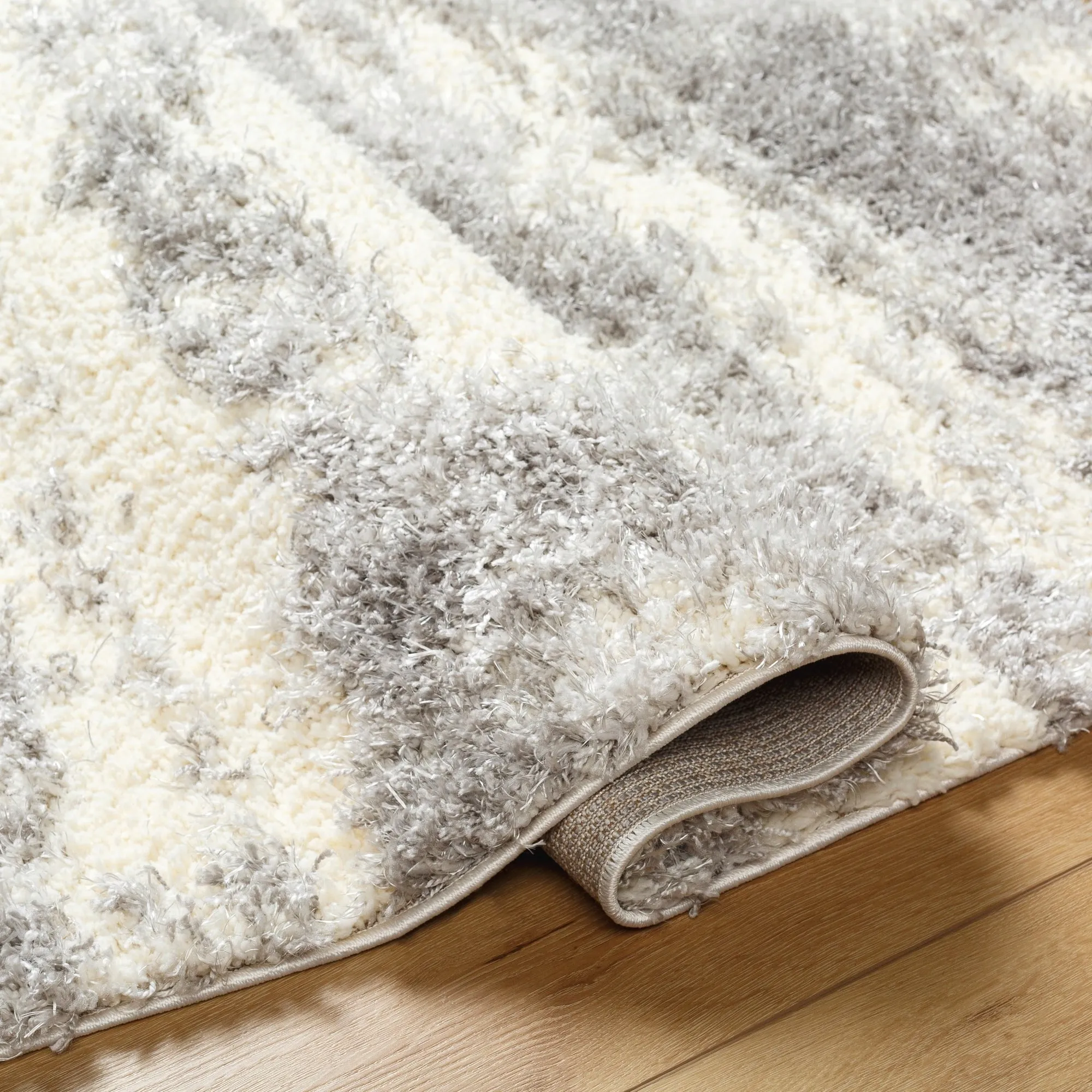 Livabliss Everton Modern Abstract Plush Area Rug