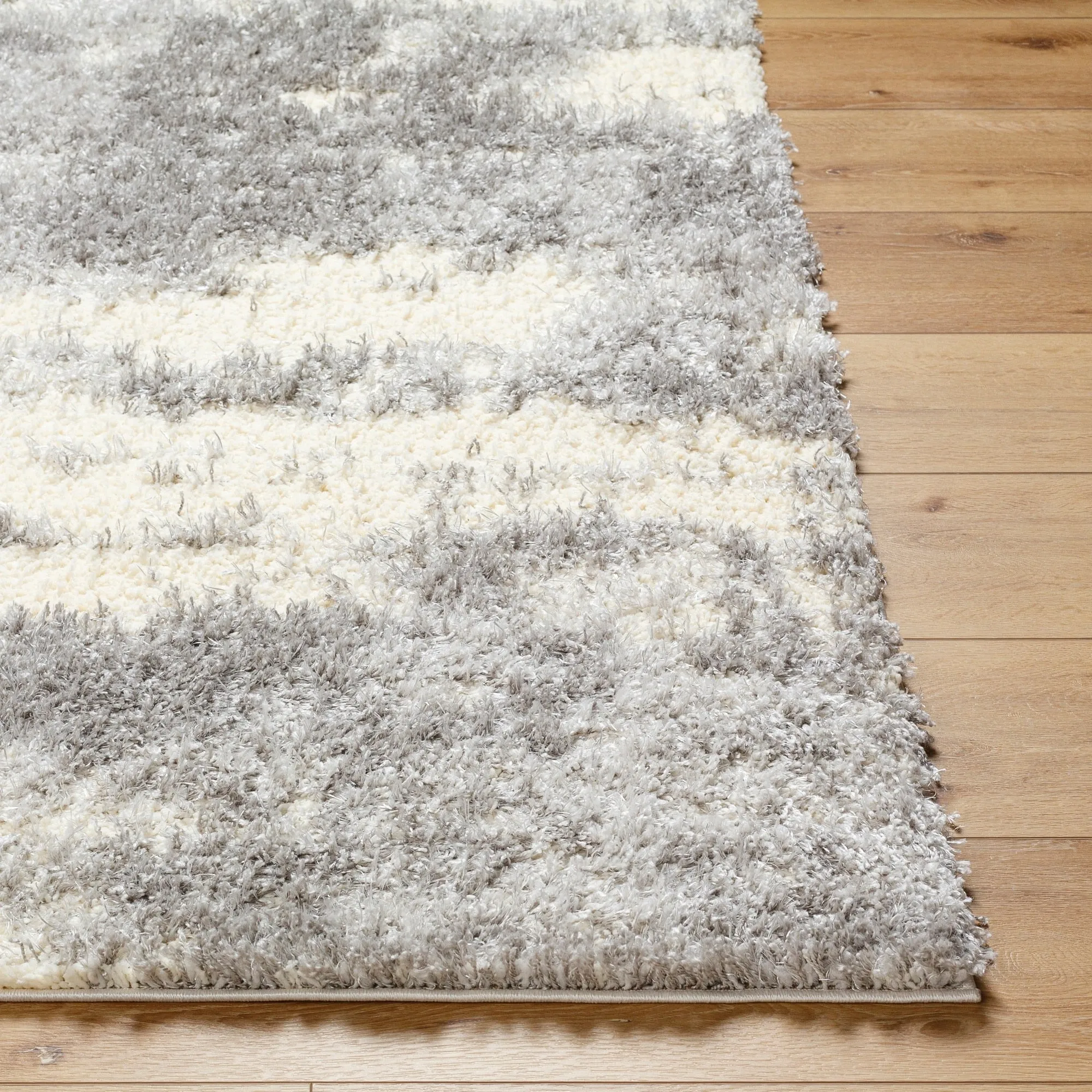 Livabliss Everton Modern Abstract Plush Area Rug