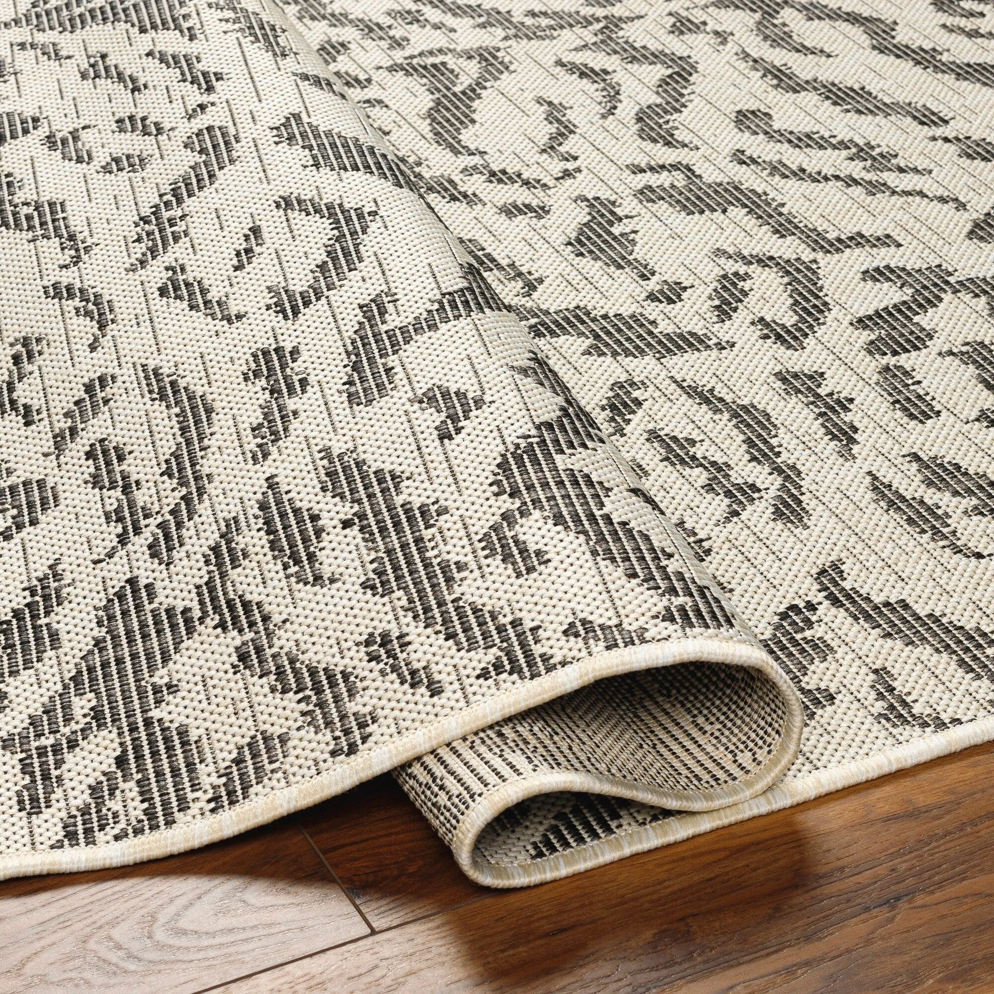 Livabliss Ravello Zebra Print Indoor/ Outdoor Area Rug