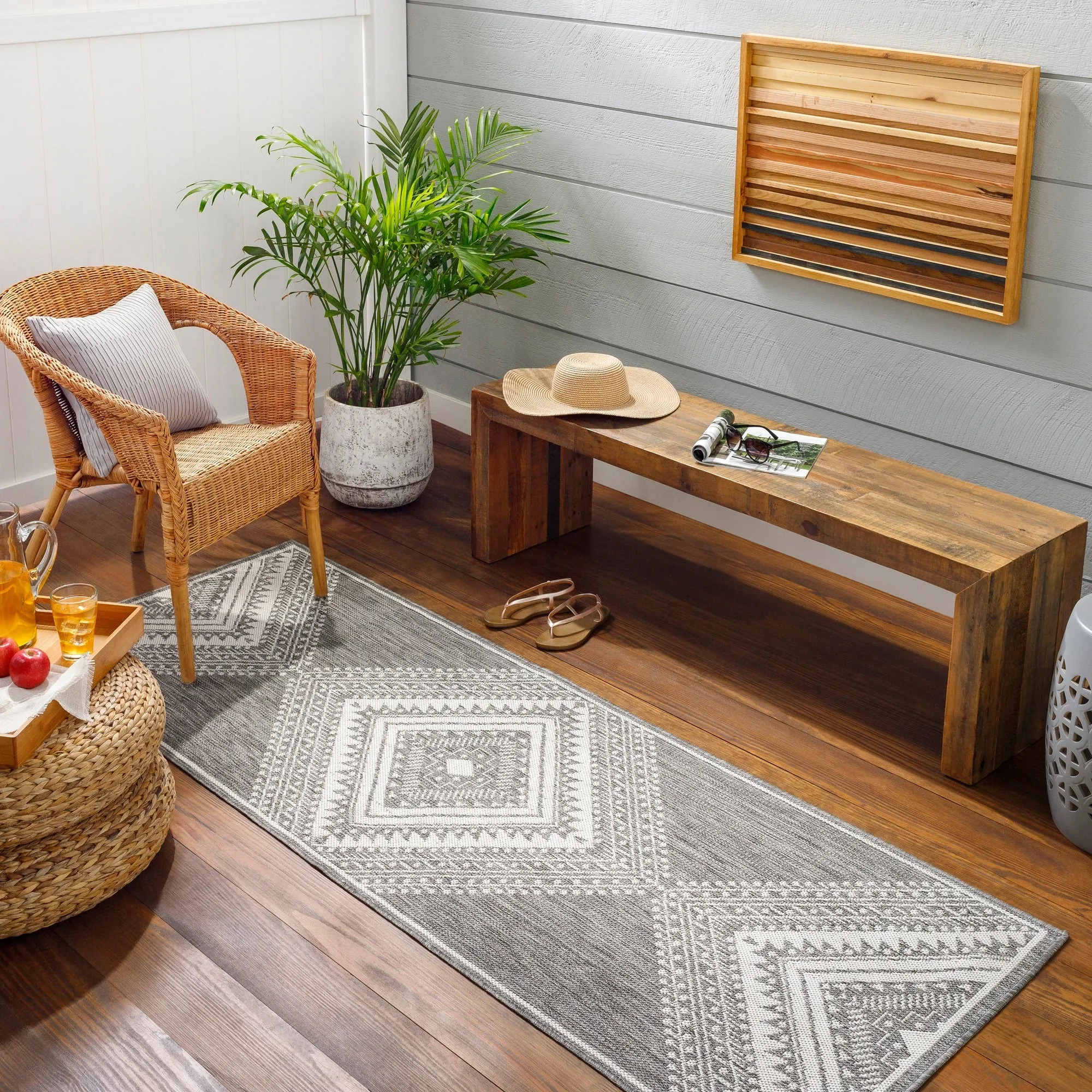 Livabliss Searia Indoor/ Outdoor Boho Diamond Area Rug