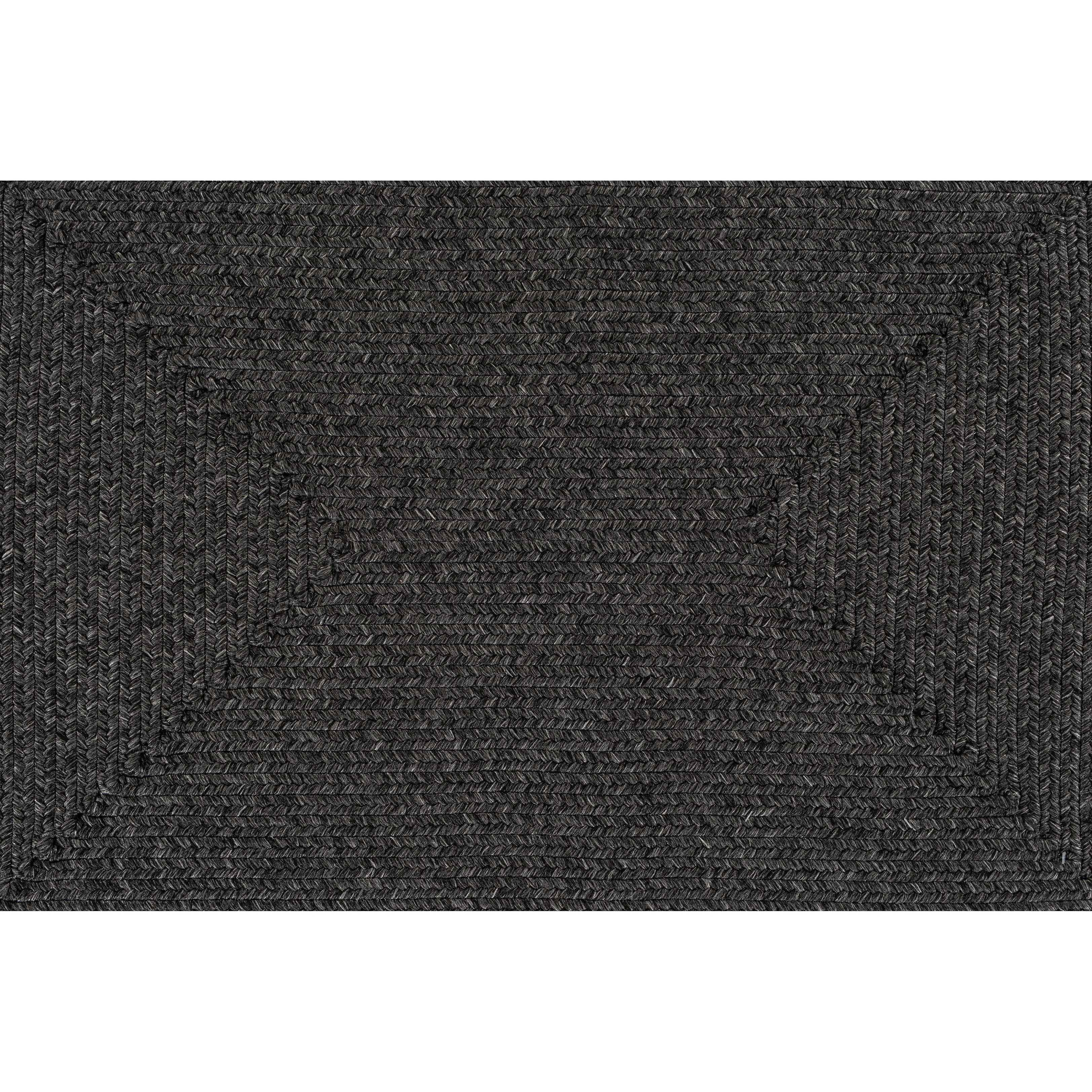 Livabliss Sharrah Indoor/ Outdoor Solid Braided Area Rug
