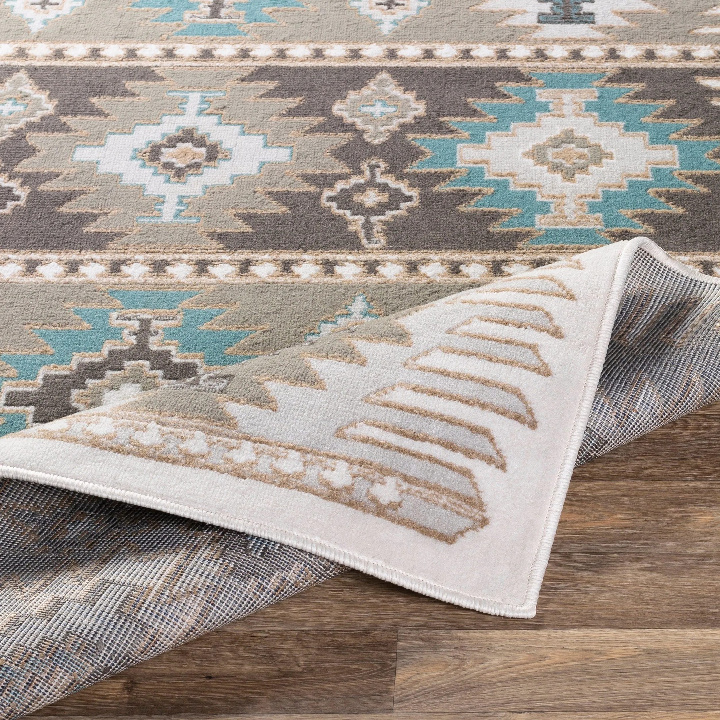 Livabliss Susan Southwestern Area Rug