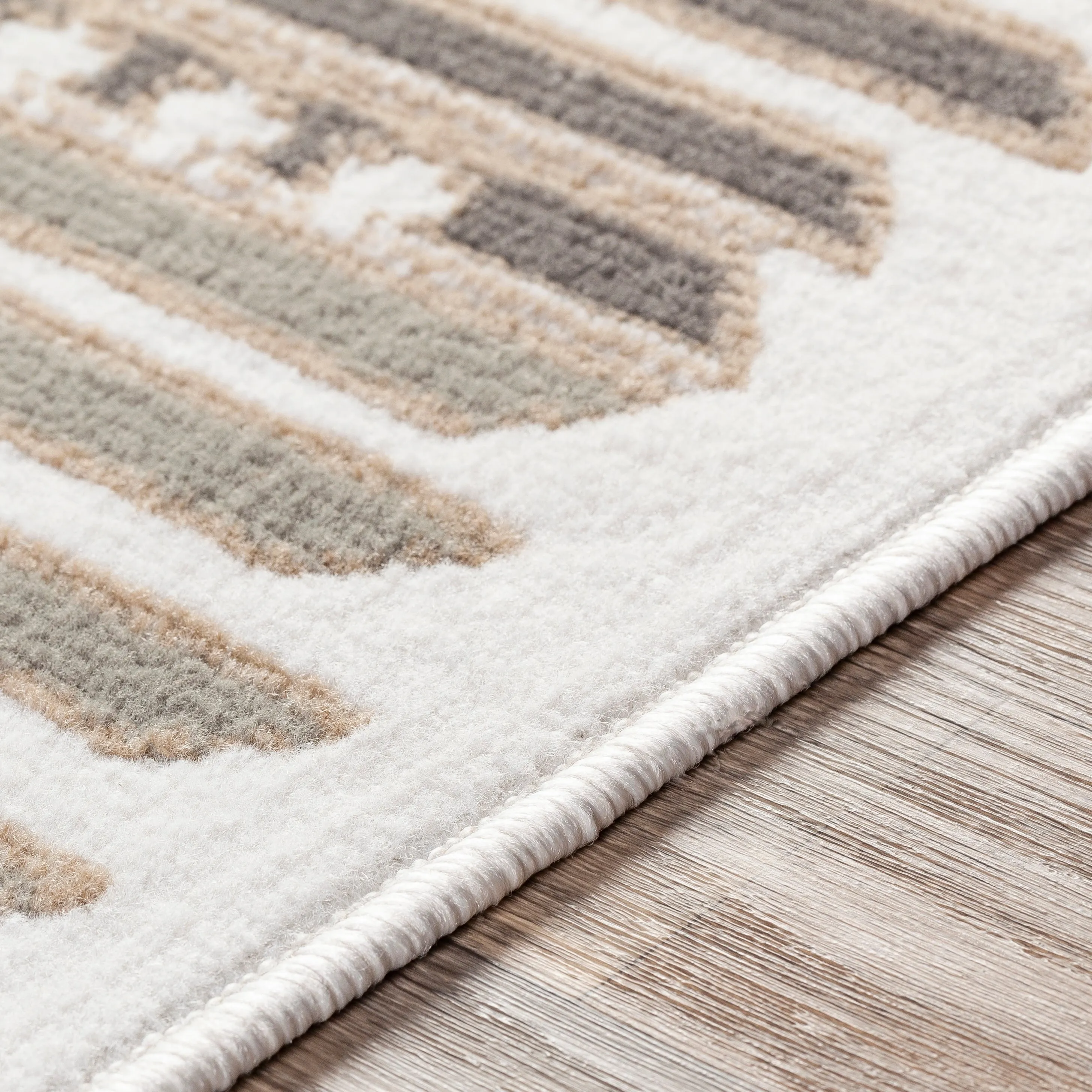 Livabliss Susan Southwestern Area Rug