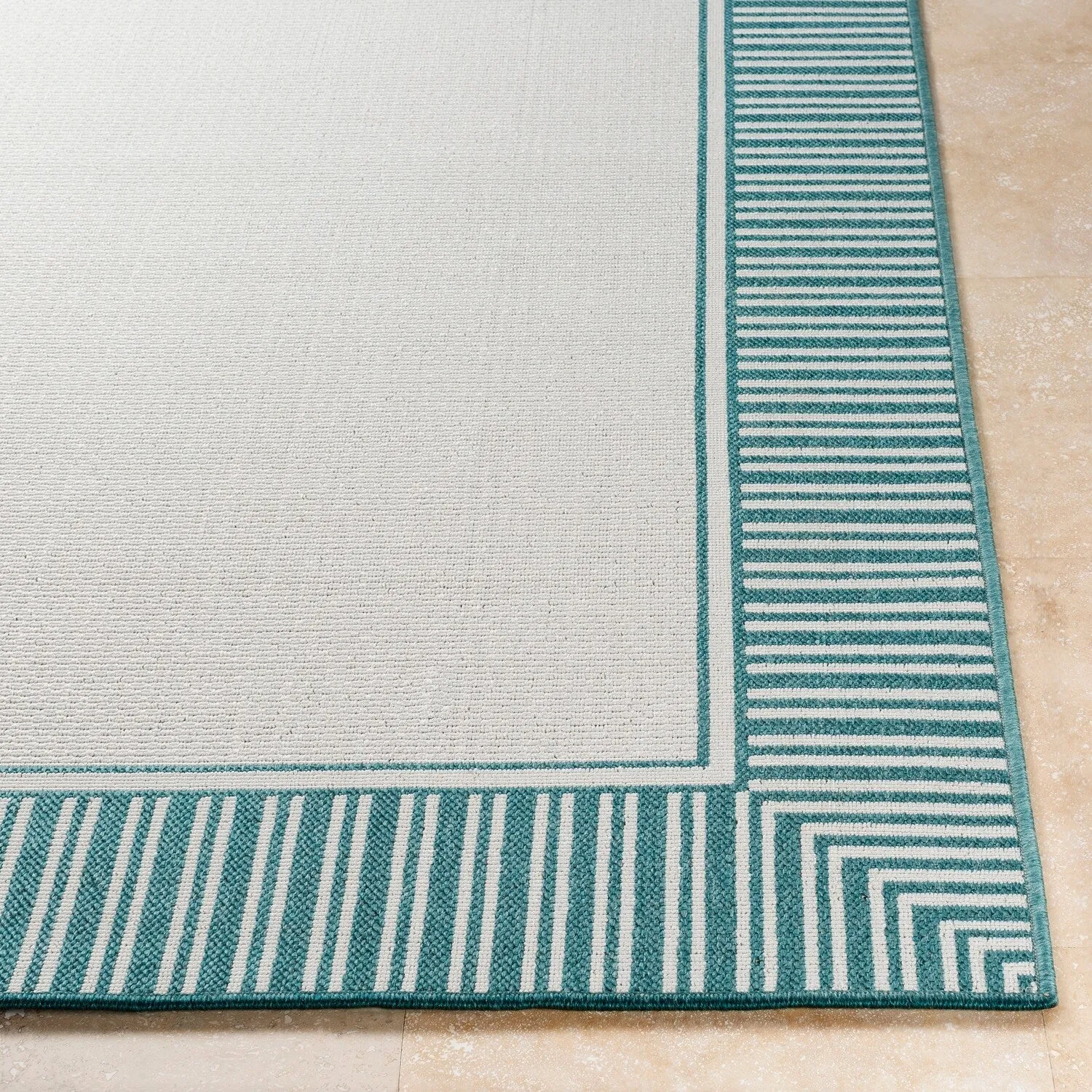 Livabliss Transitional Alfresco Border Indoor/Outdoor Area Rug
