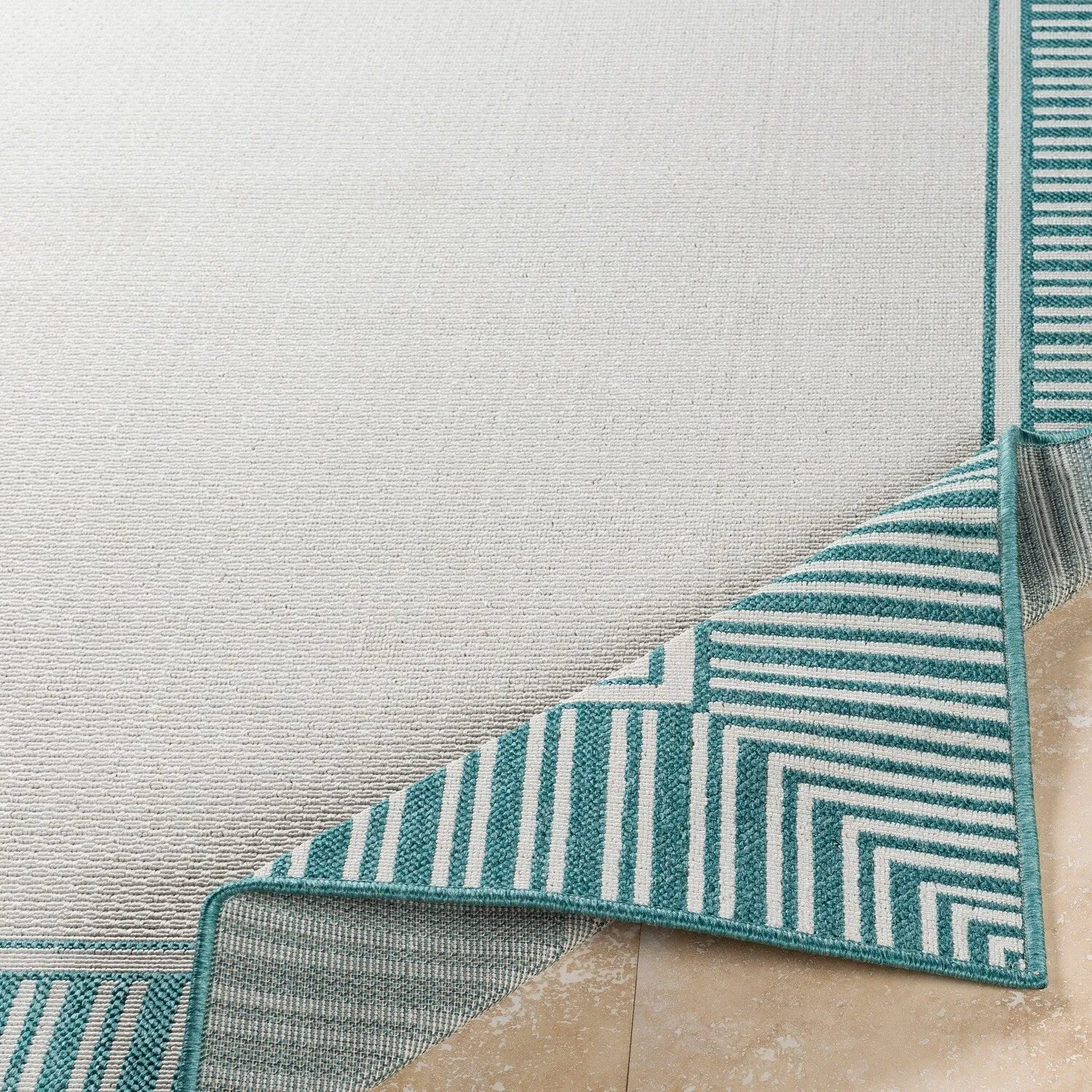 Livabliss Transitional Alfresco Border Indoor/Outdoor Area Rug
