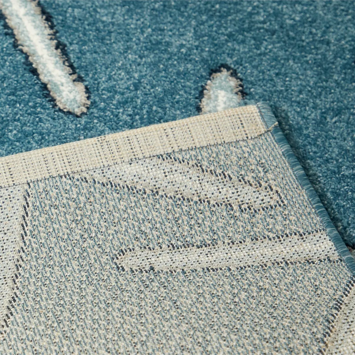 Massau Coastal Starfish Area Rug