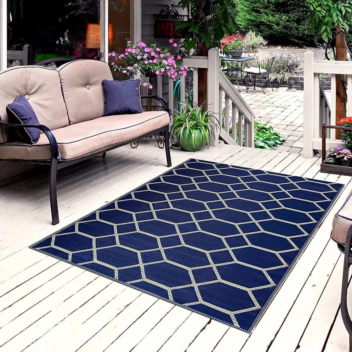 Miami Lightweight Reversible Recycled Plastic Outdoor Floor Mat/Rug