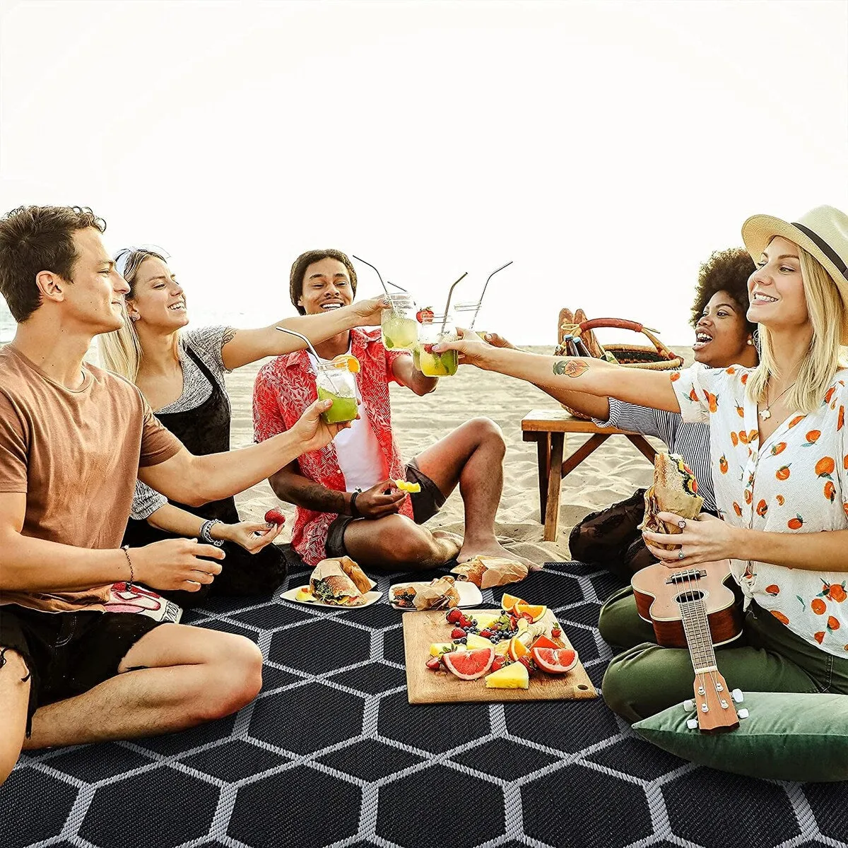 Miami Lightweight Reversible Recycled Plastic Outdoor Floor Mat/Rug