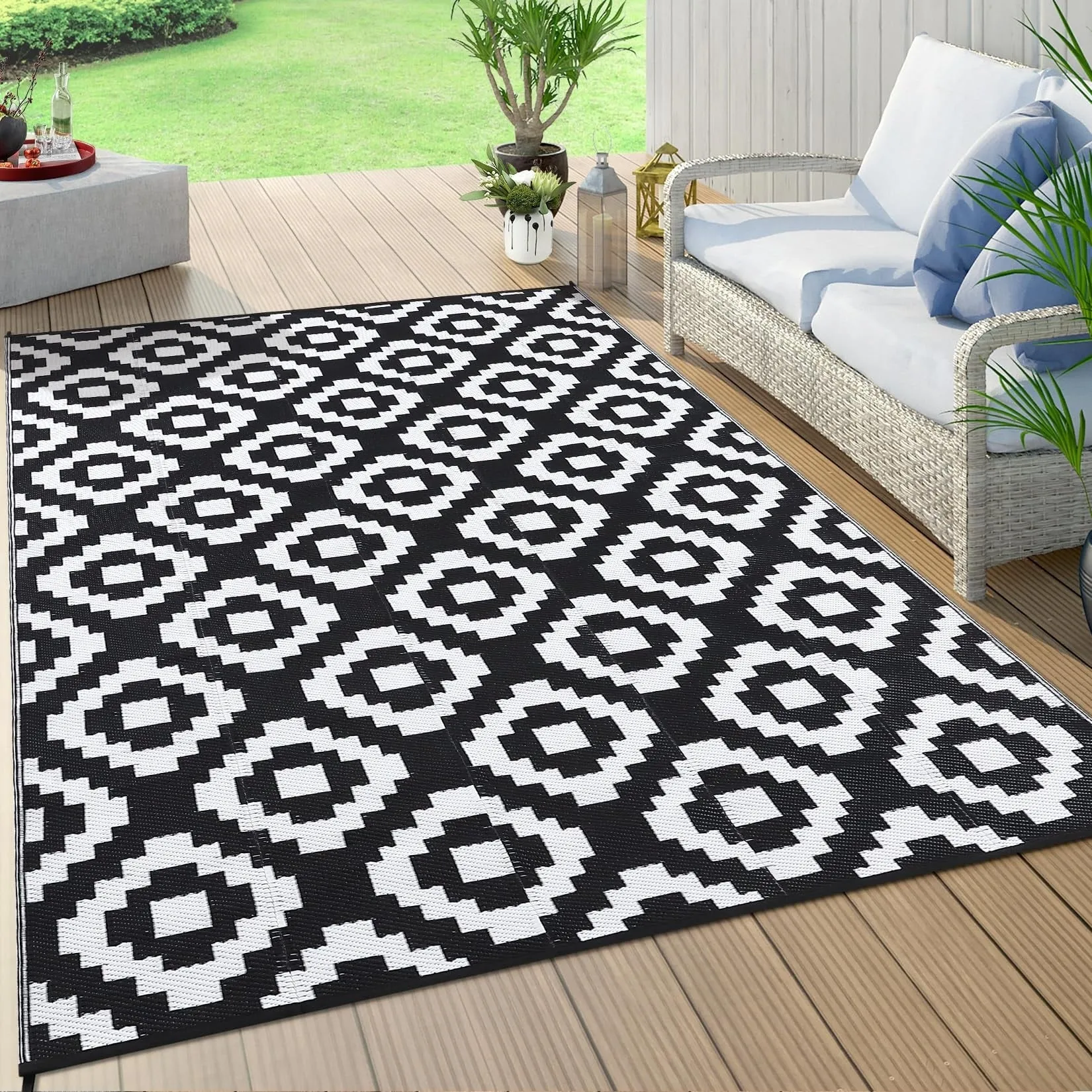 Modern Geometric Waterproof Rug Reversible Outdoor Floor Mat for Patio Porch