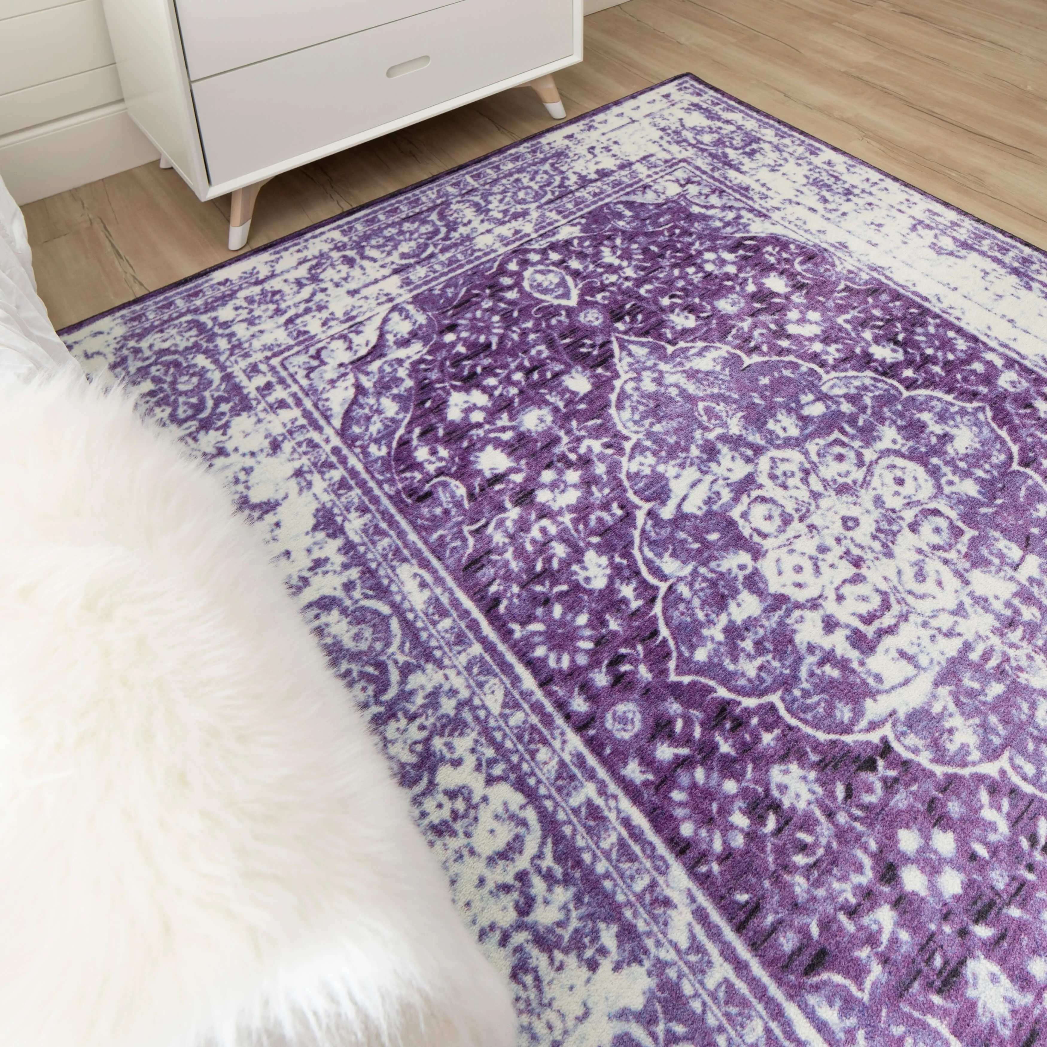 Mohawk Home Caspar Traditional Floral Medallion Area Rug