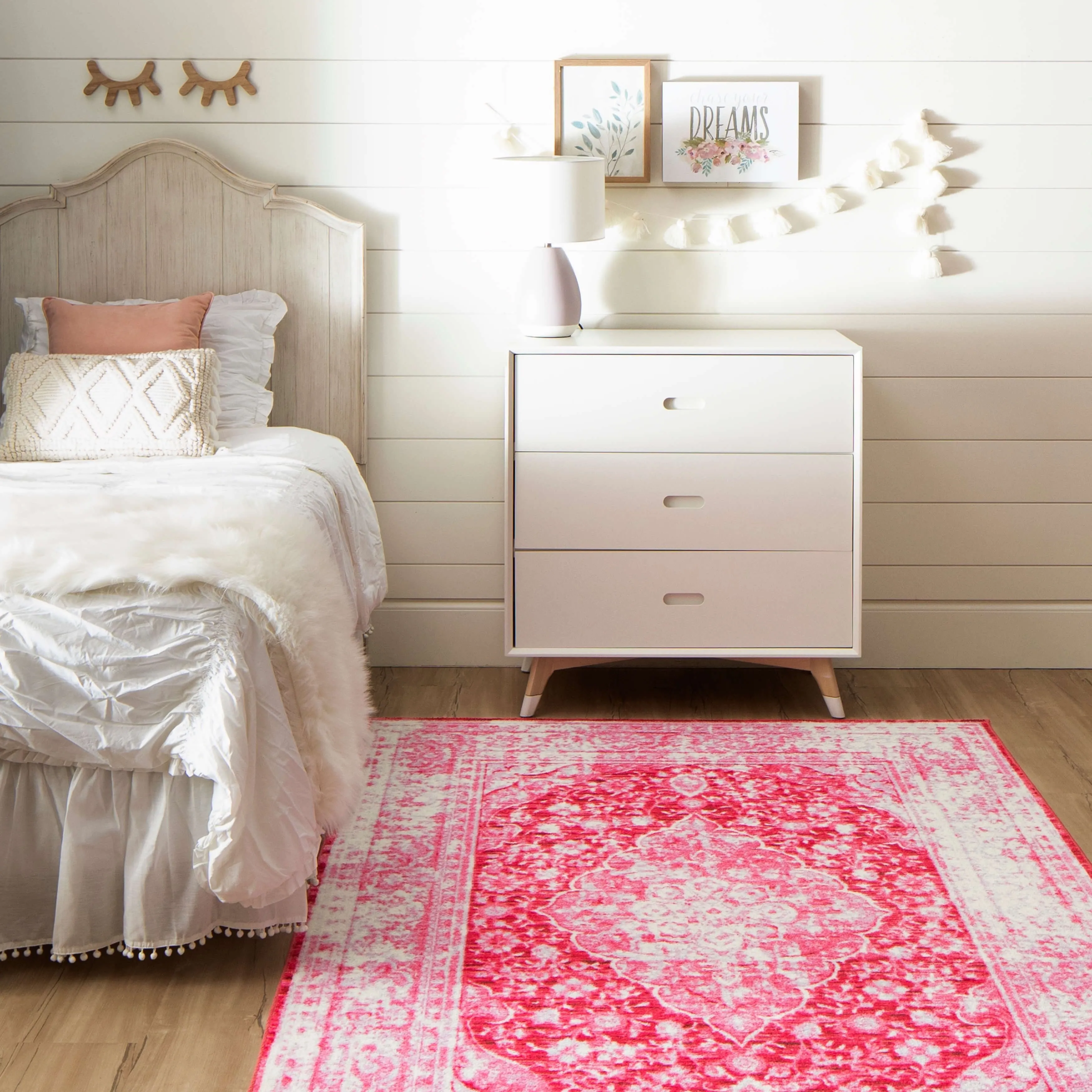 Mohawk Home Caspar Traditional Floral Medallion Area Rug
