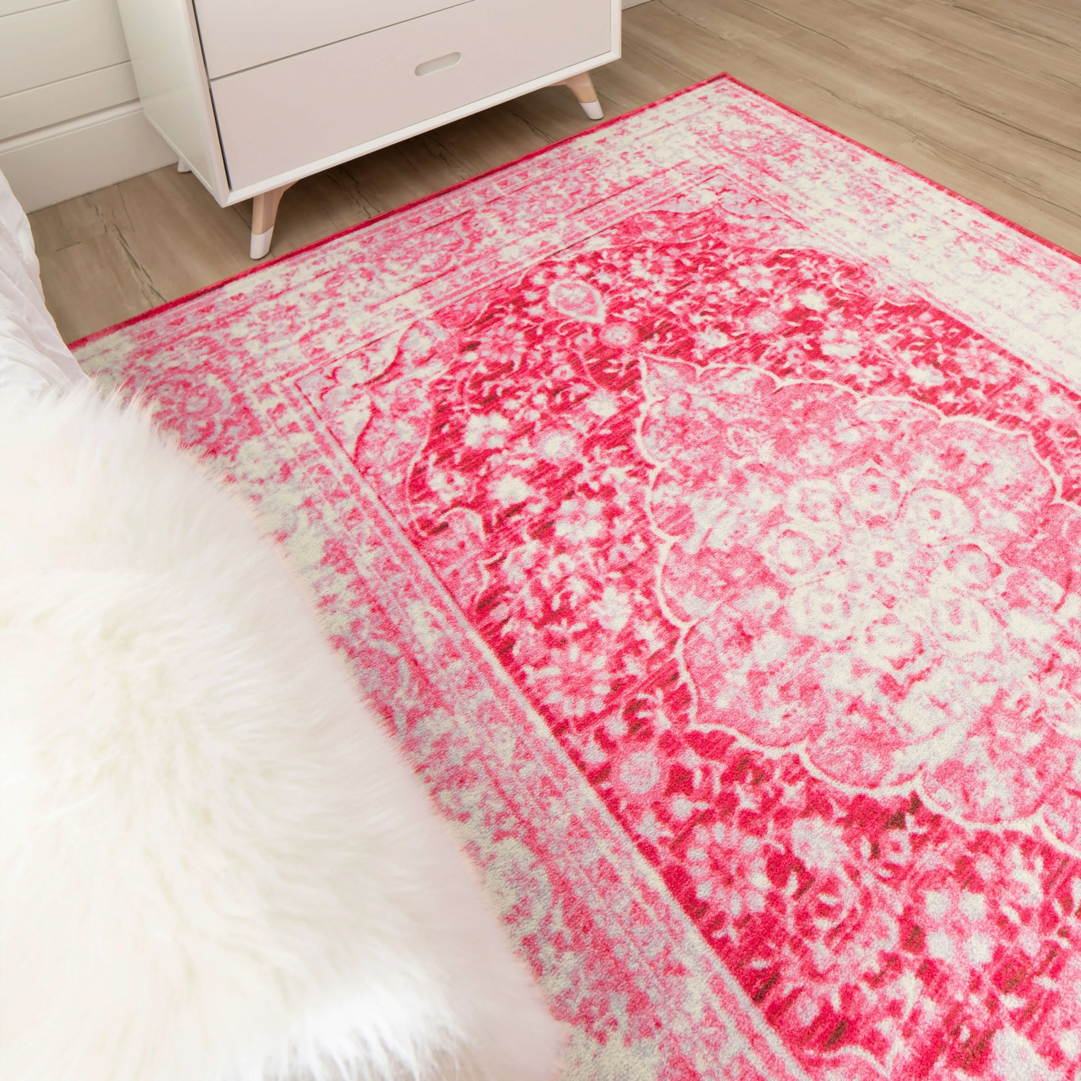Mohawk Home Caspar Traditional Floral Medallion Area Rug