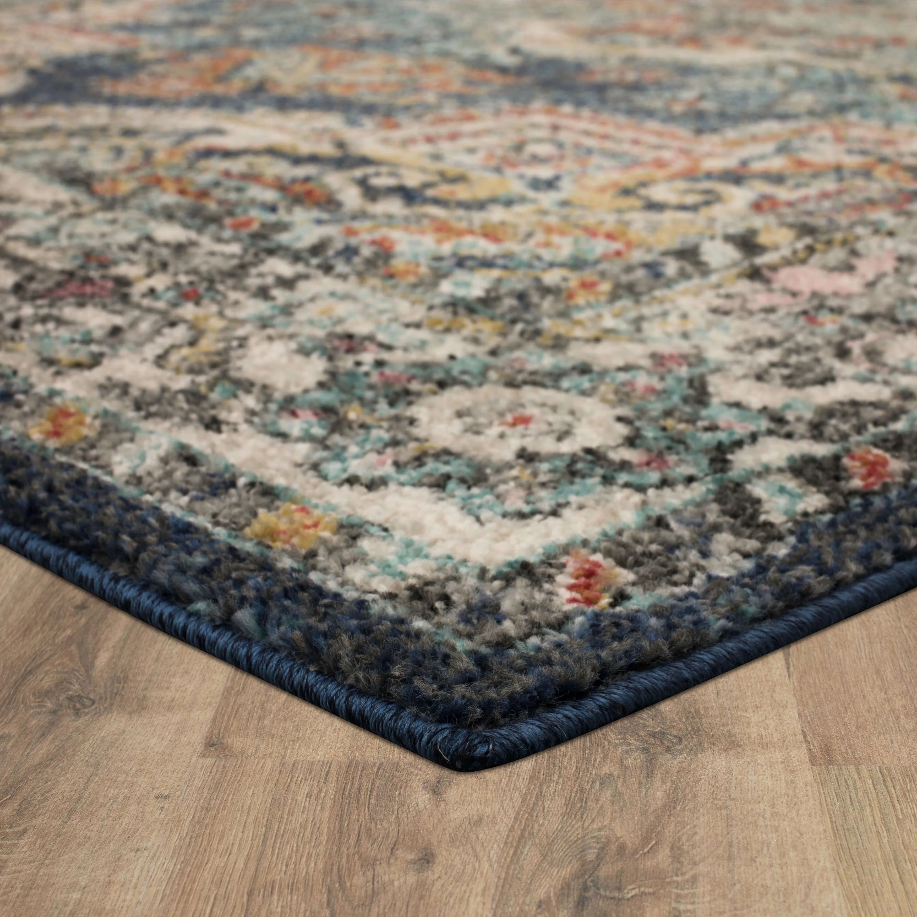 Mohawk Home Dellen Traditional Medallion Area Rug