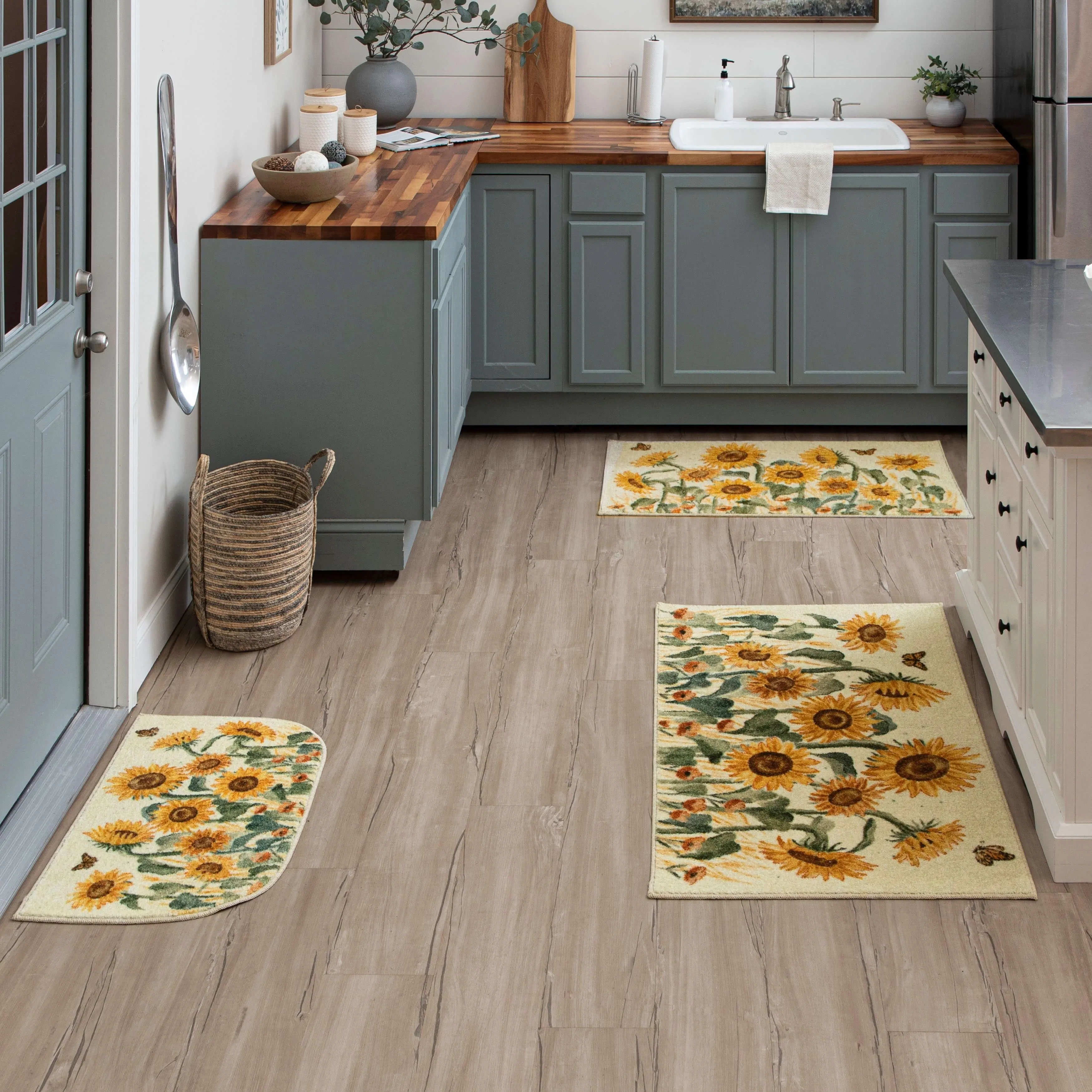 Mohawk Home Fall Sunflowers Kitchen Mat