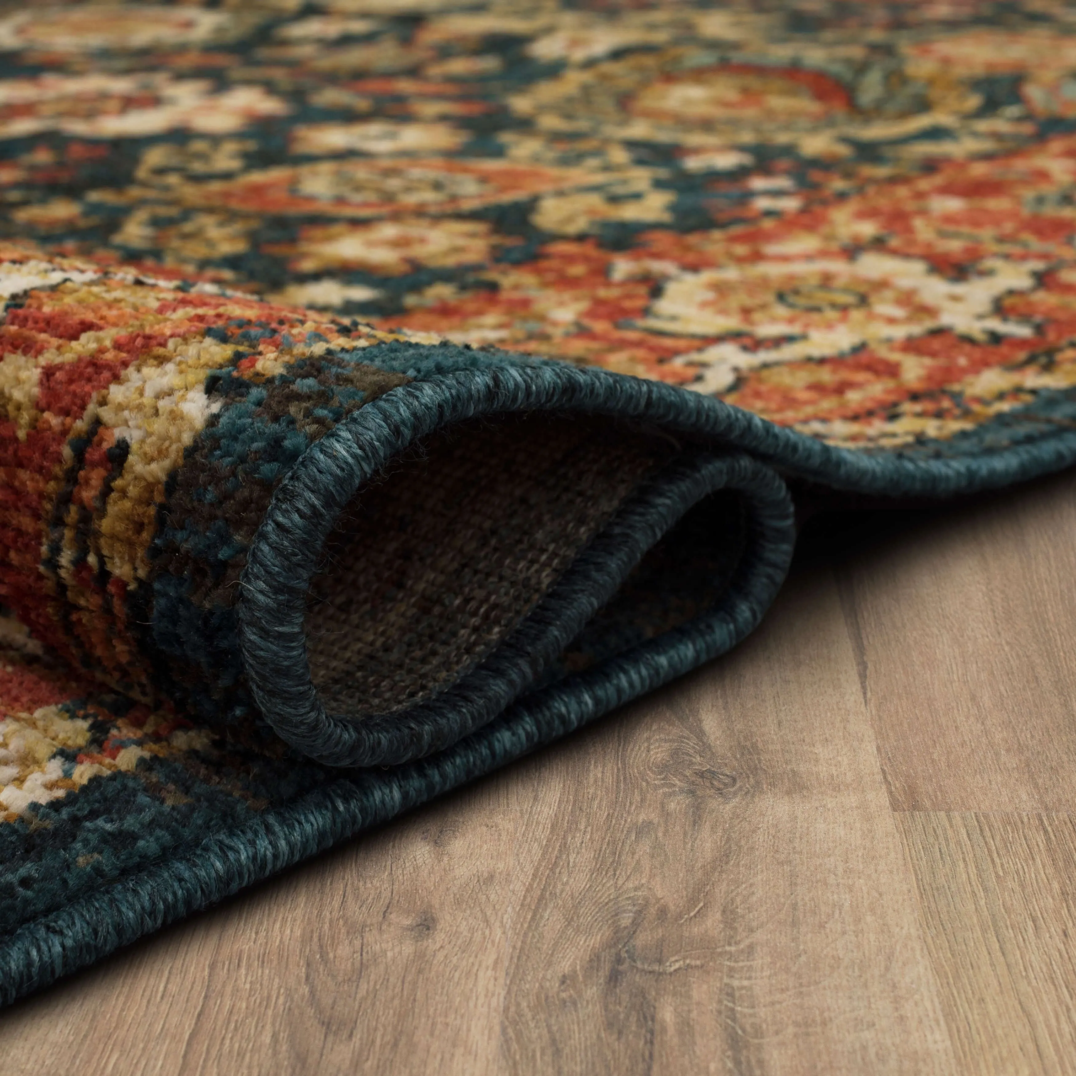 Mohawk Home Garsdale Ornamental Border Area Rug