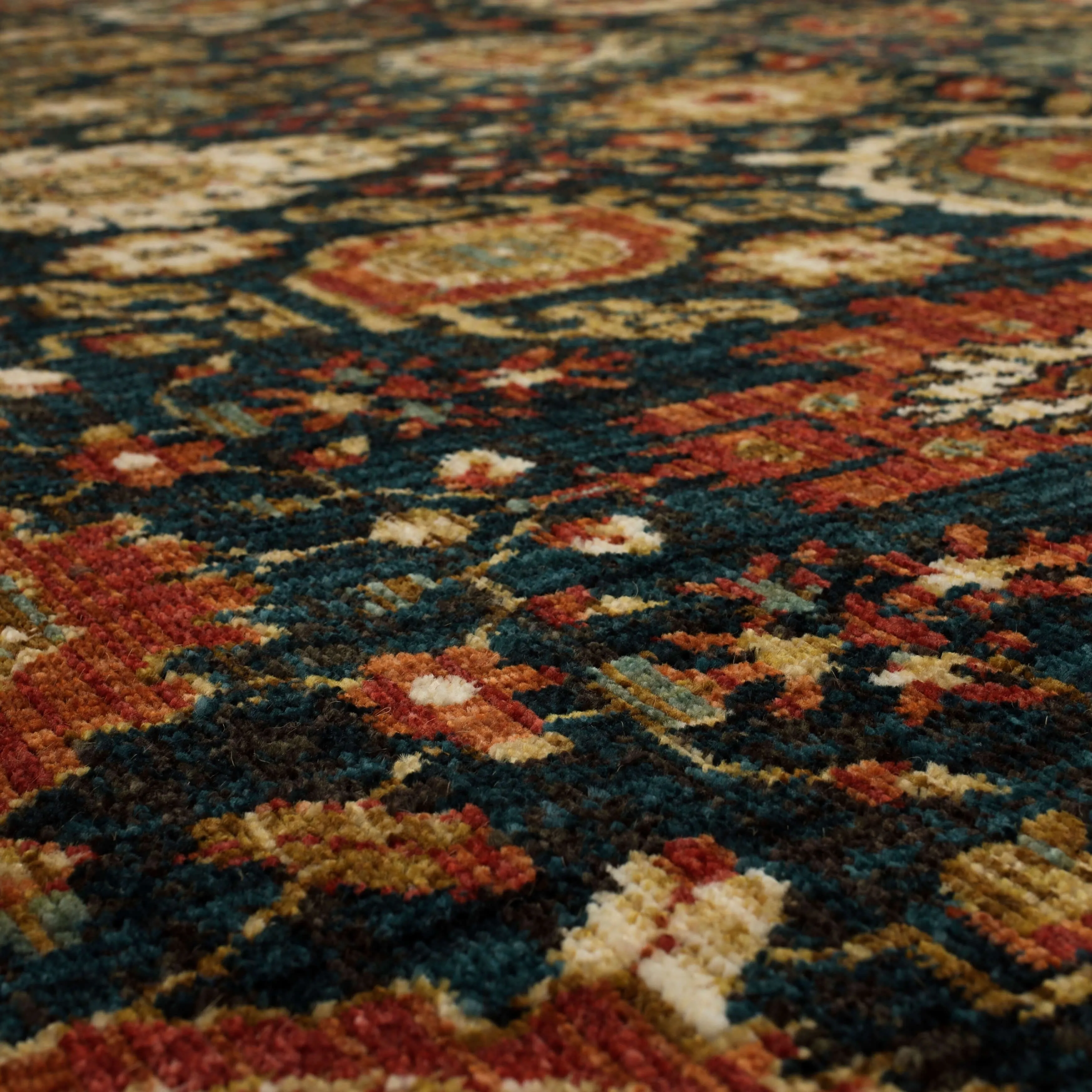 Mohawk Home Garsdale Ornamental Border Area Rug