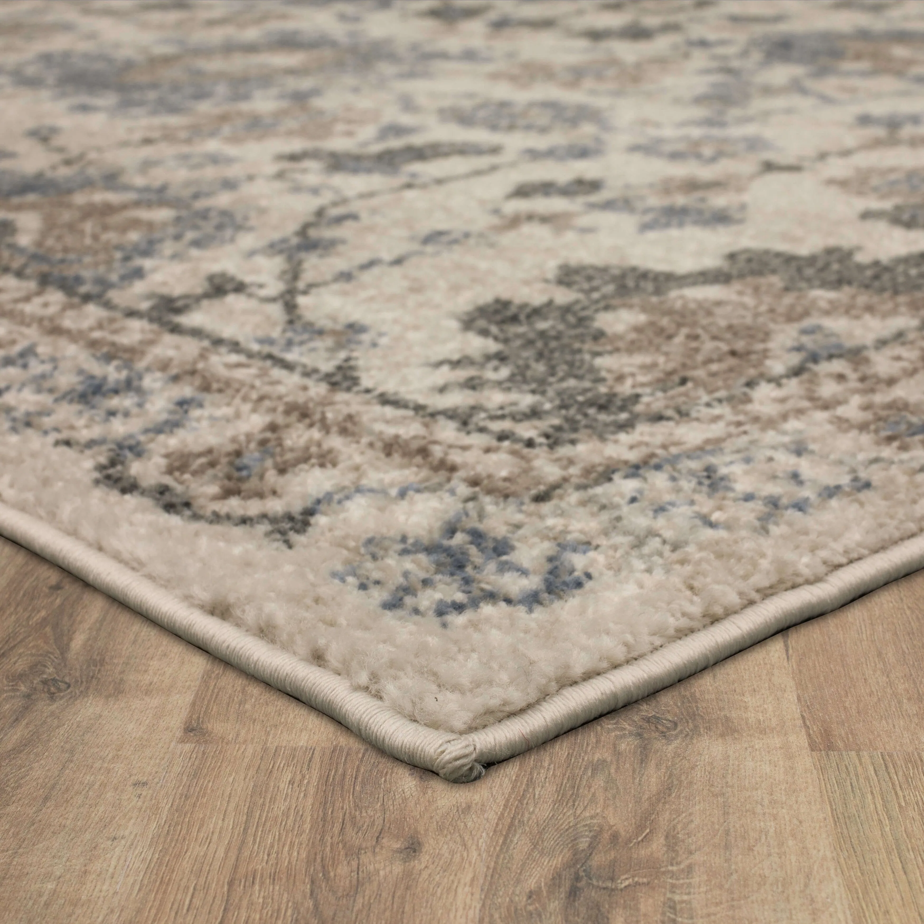 Mohawk Home Grove Elms Floral Ornamental Area Rug