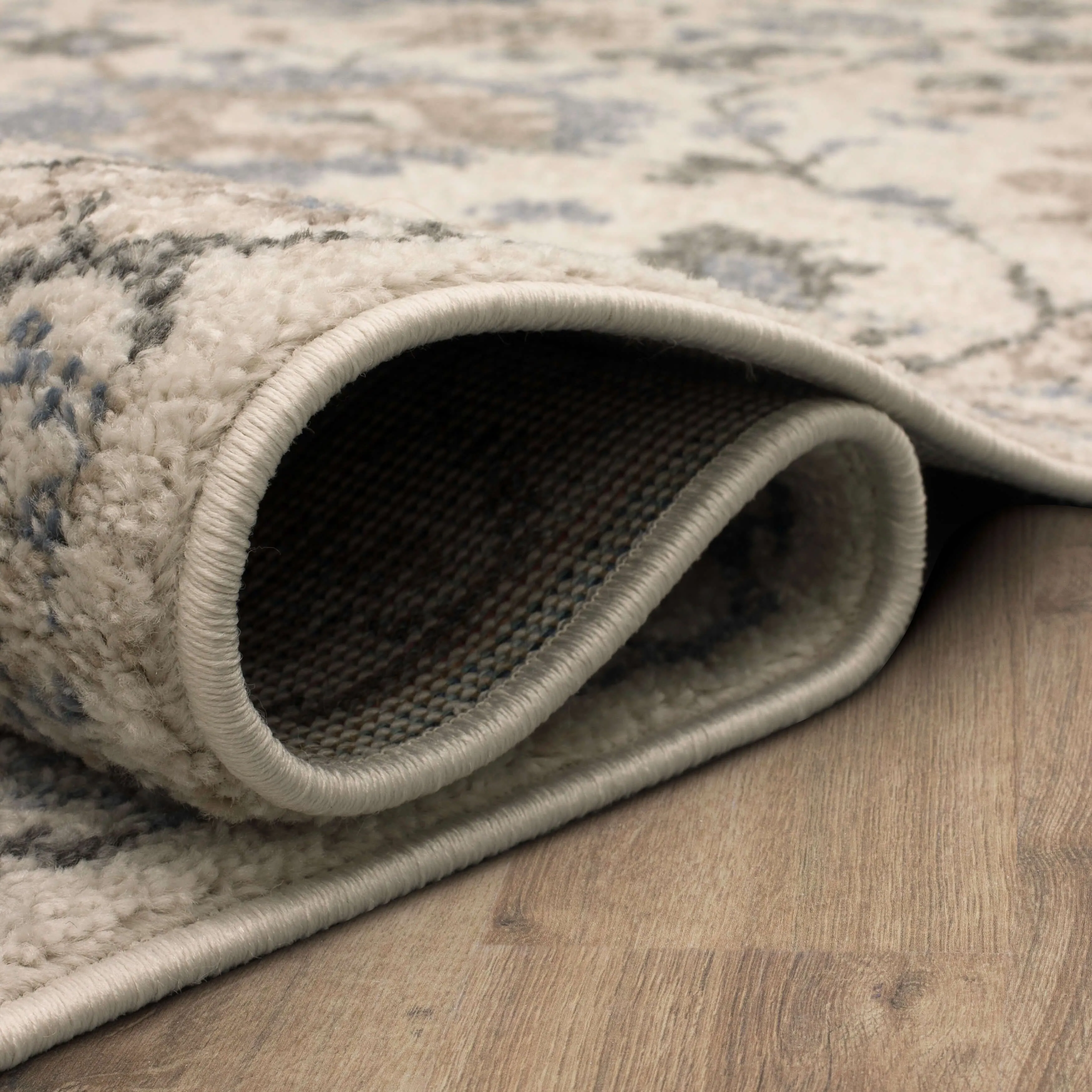 Mohawk Home Grove Elms Floral Ornamental Area Rug