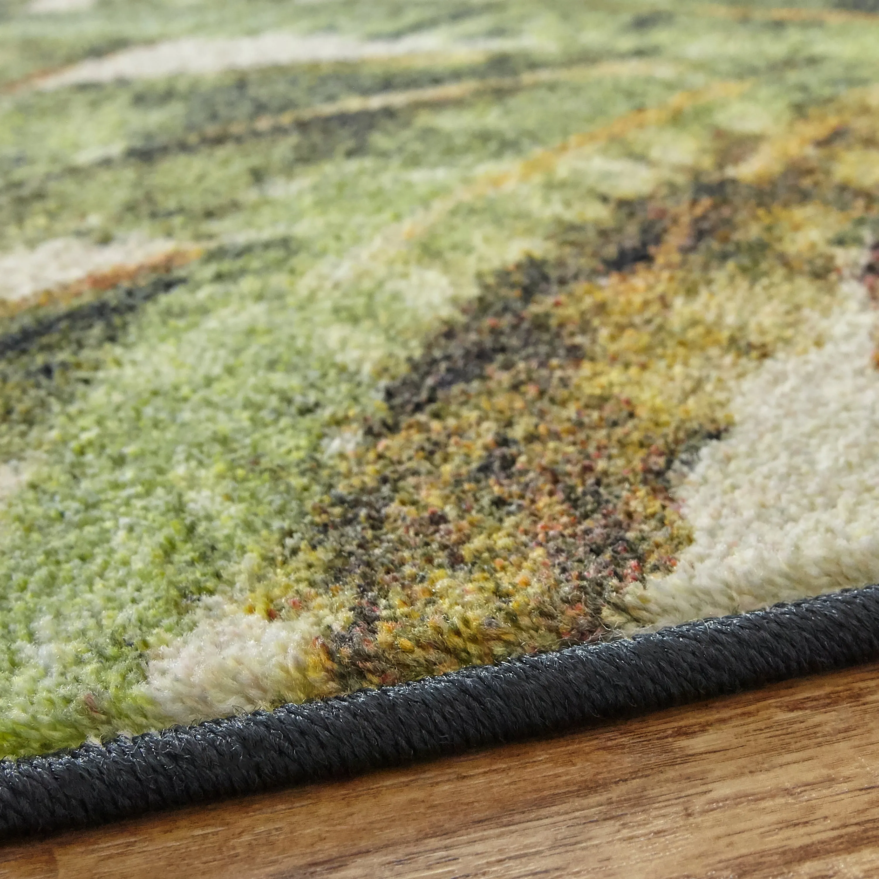 Mohawk Home Tropical Verde Palm Border Area Rug