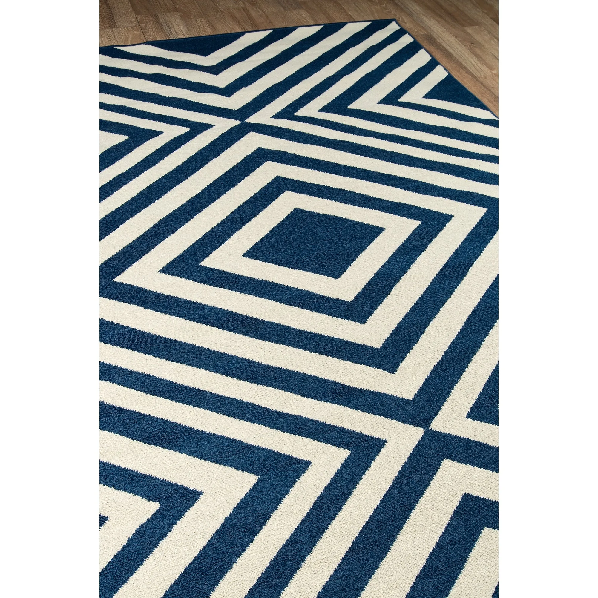 Momeni Baja Zig-Zag Easy Care Indoor Outdoor Area Rug
