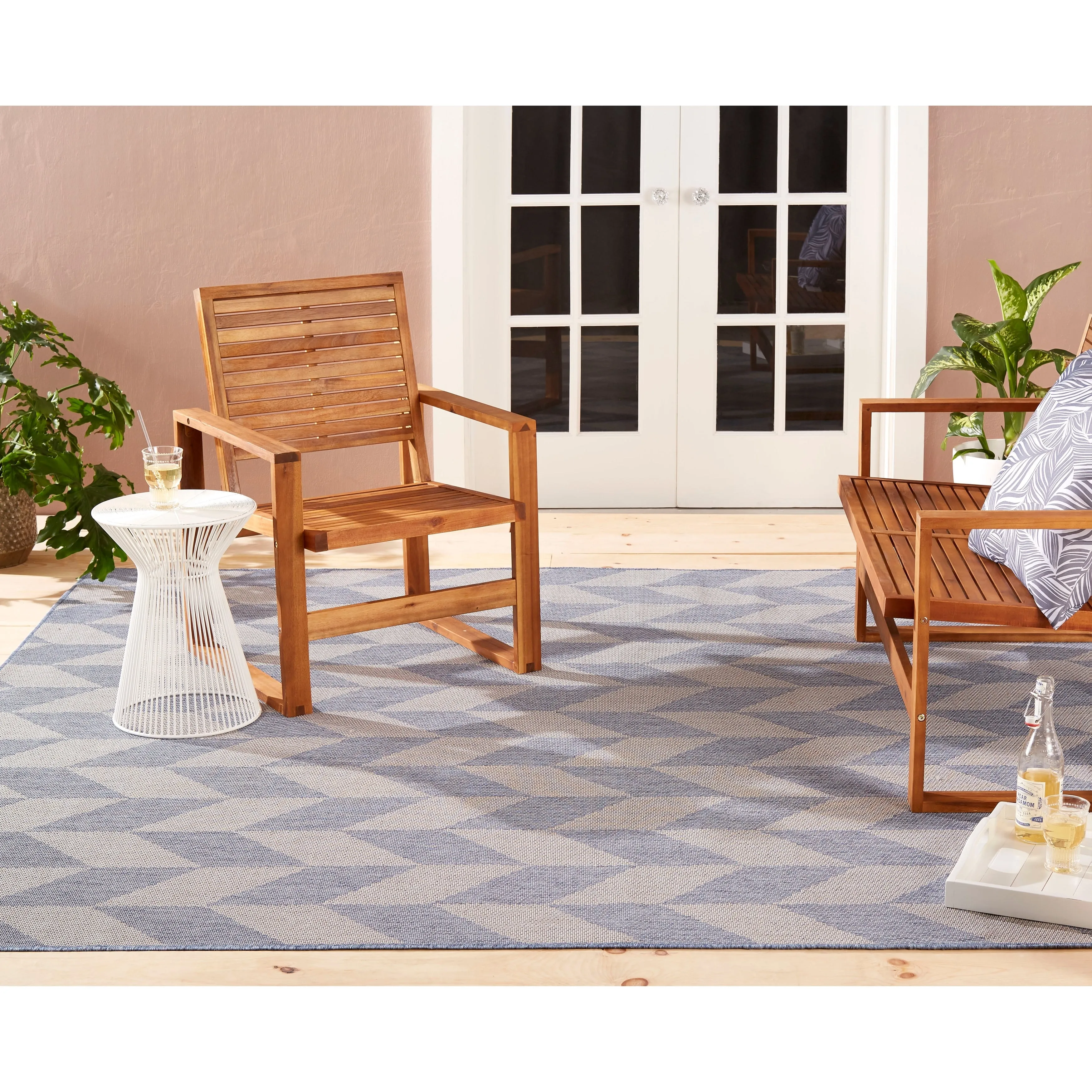 Nicole Miller New York Patio Country Calla Indoor/Outdoor Area Rug