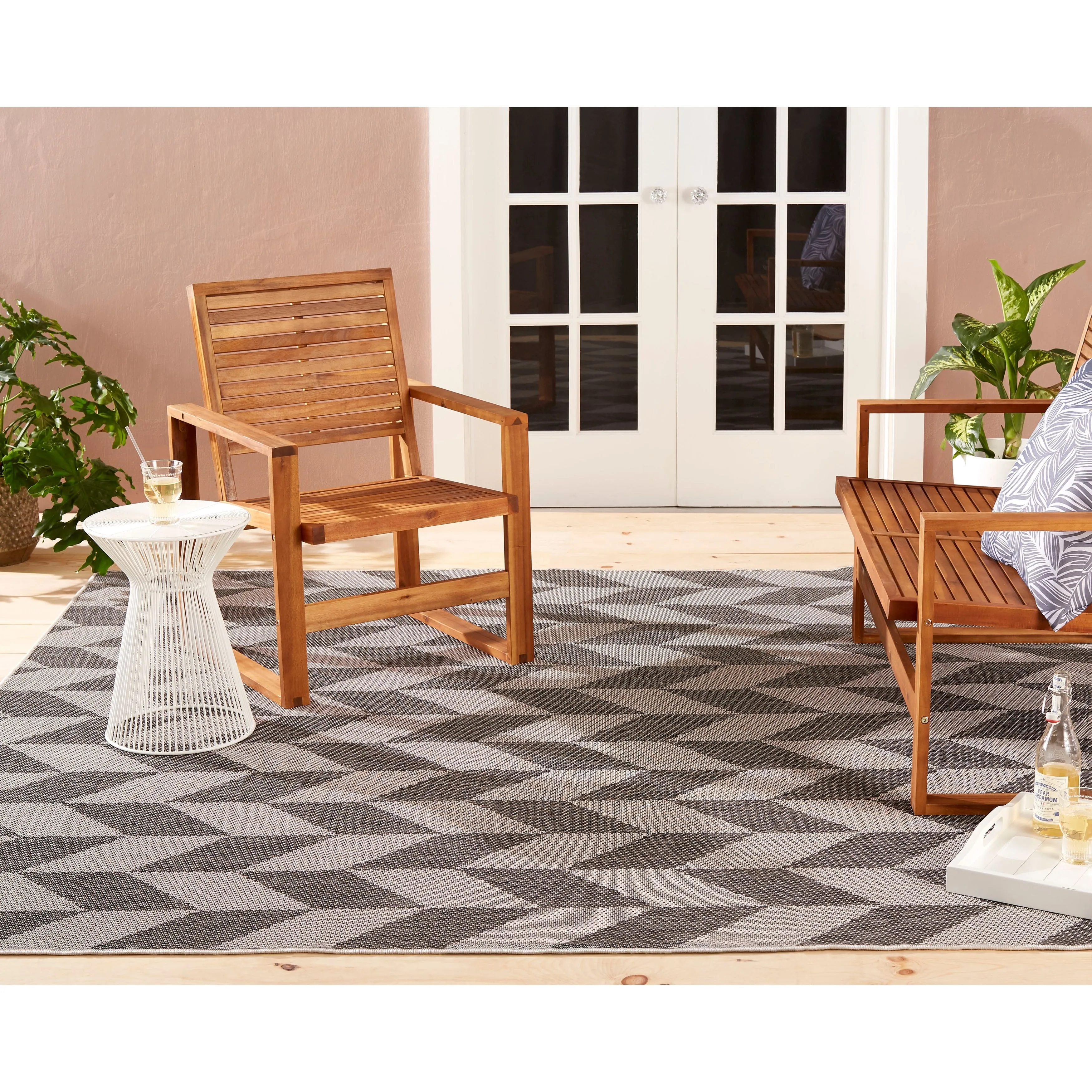 Nicole Miller New York Patio Country Calla Indoor/Outdoor Area Rug