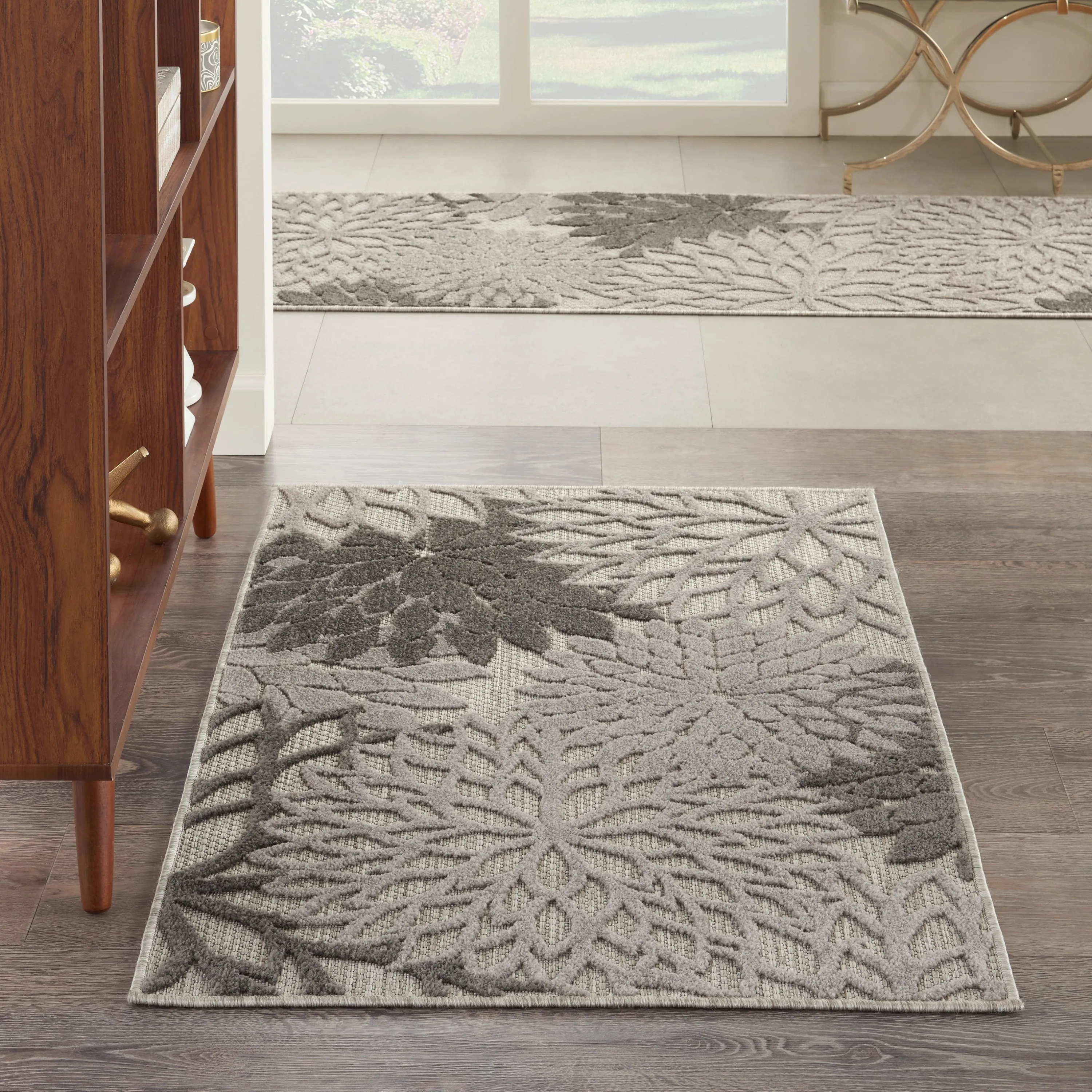 Nourison Aloha Floral Modern. Indoor/Outdoor Area Rug