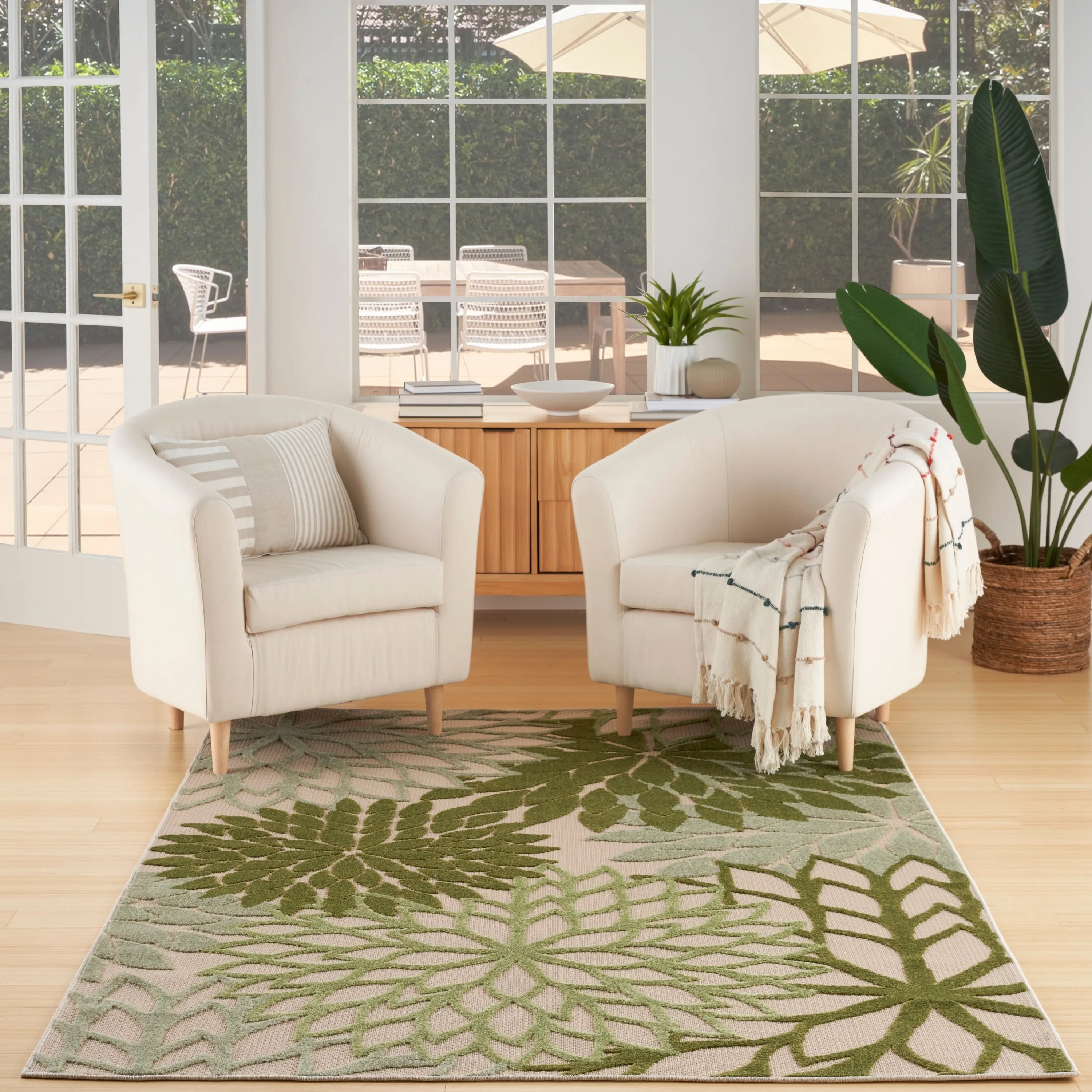 Nourison Aloha Floral Modern. Indoor/Outdoor Area Rug