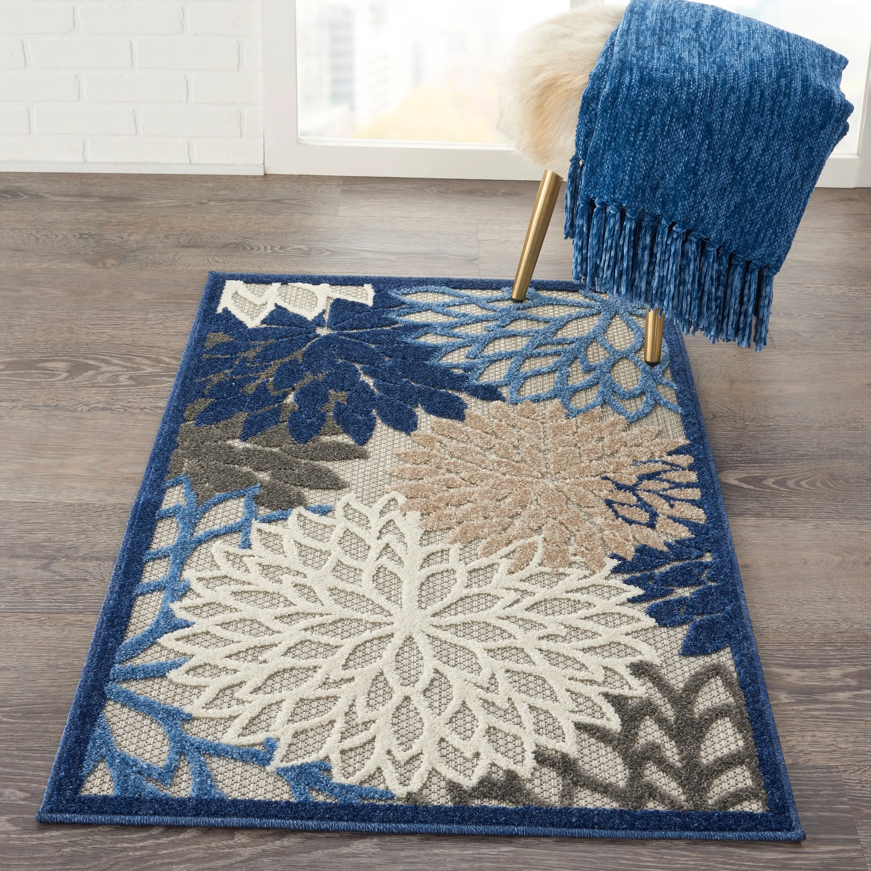 Nourison Aloha Floral Modern. Indoor/Outdoor Area Rug