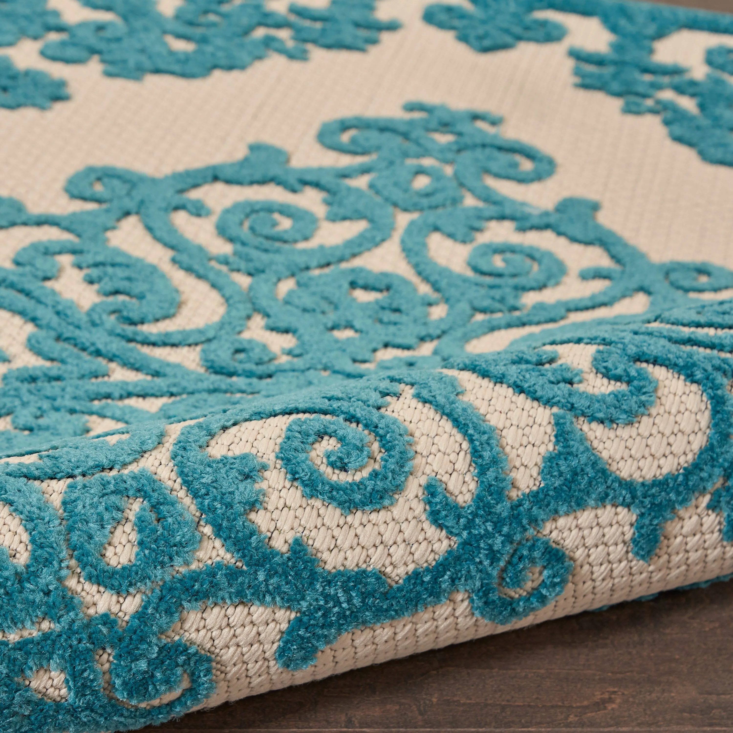 Nourison Aloha Modern Medallion Scroll Indoor / Outdoor Area Rug