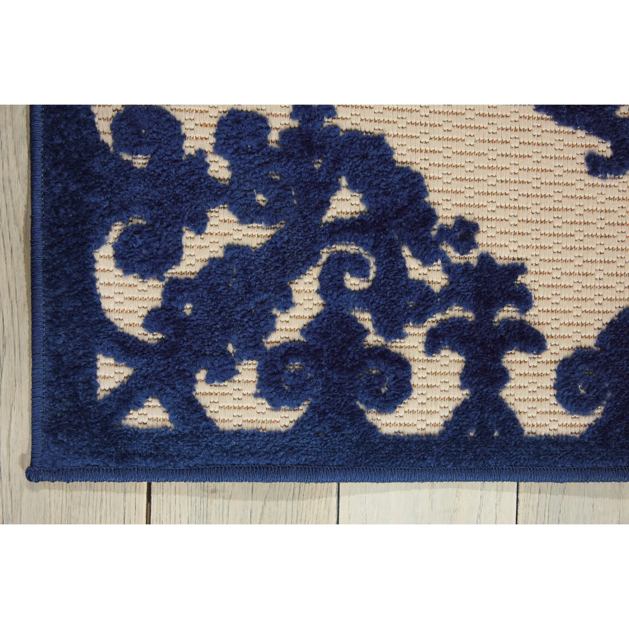 Nourison Aloha Modern Medallion Scroll Indoor / Outdoor Area Rug